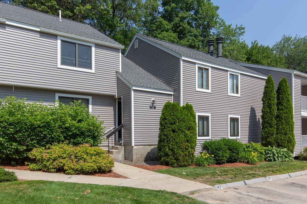 MLS 5048638: 6 Snow Circle-Unit M6, Nashua NH