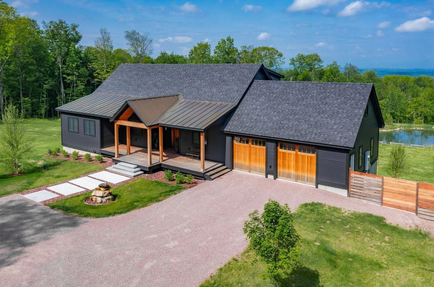 Homes for sale in Hinesburg, VT | 832 Lincoln Hill Rd, Hinesburg, VT 05461 | MLS# 5048645