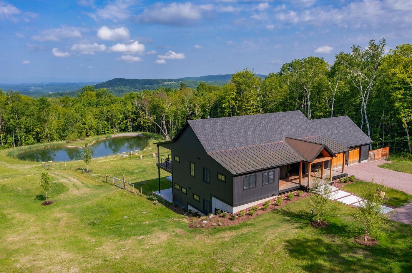 Homes for sale in Hinesburg, VT | 832 Lincoln Hill Rd, Hinesburg, VT 05461 | MLS# 5048645