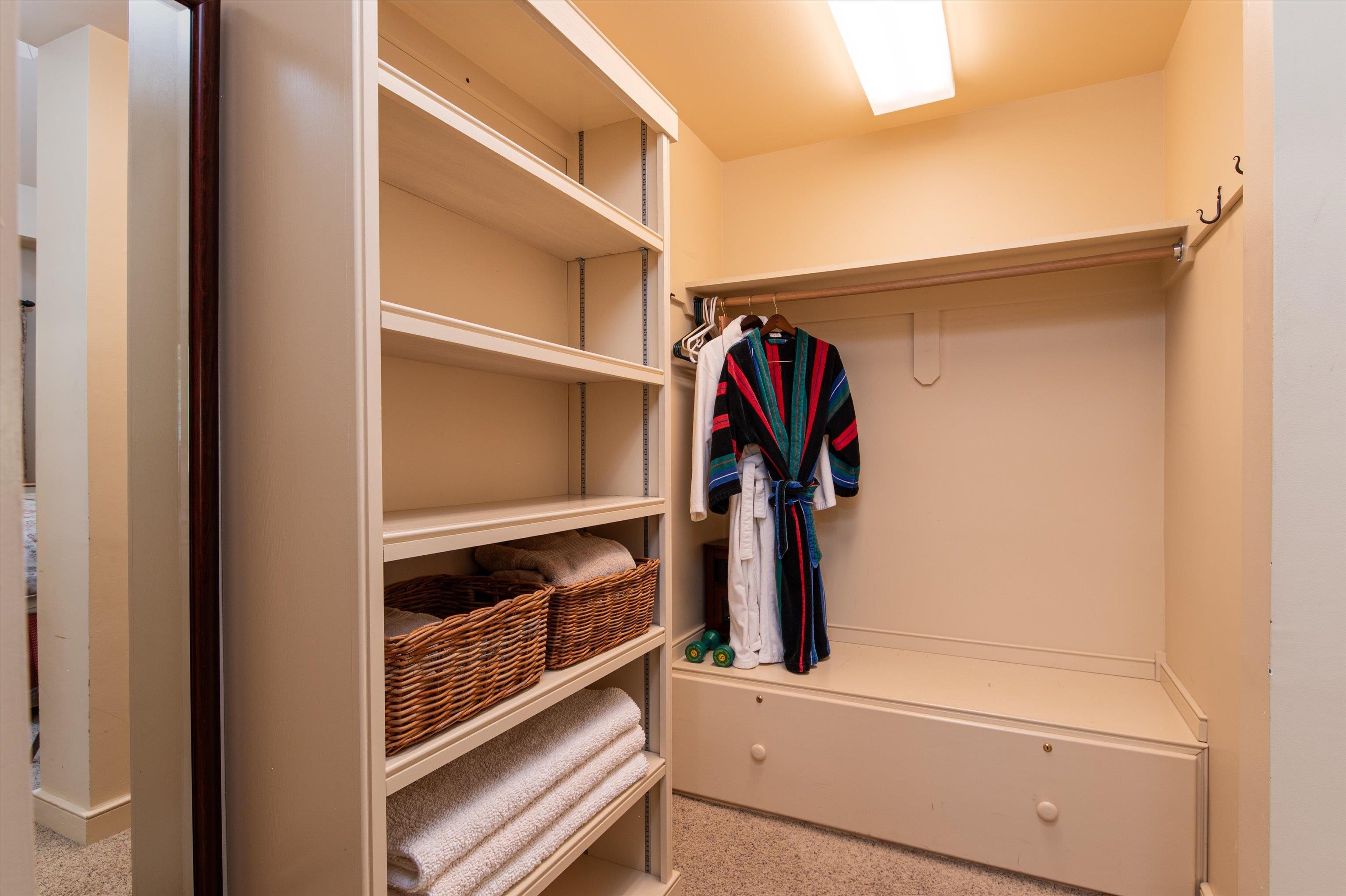 Spacious closet in primary suite 23533981