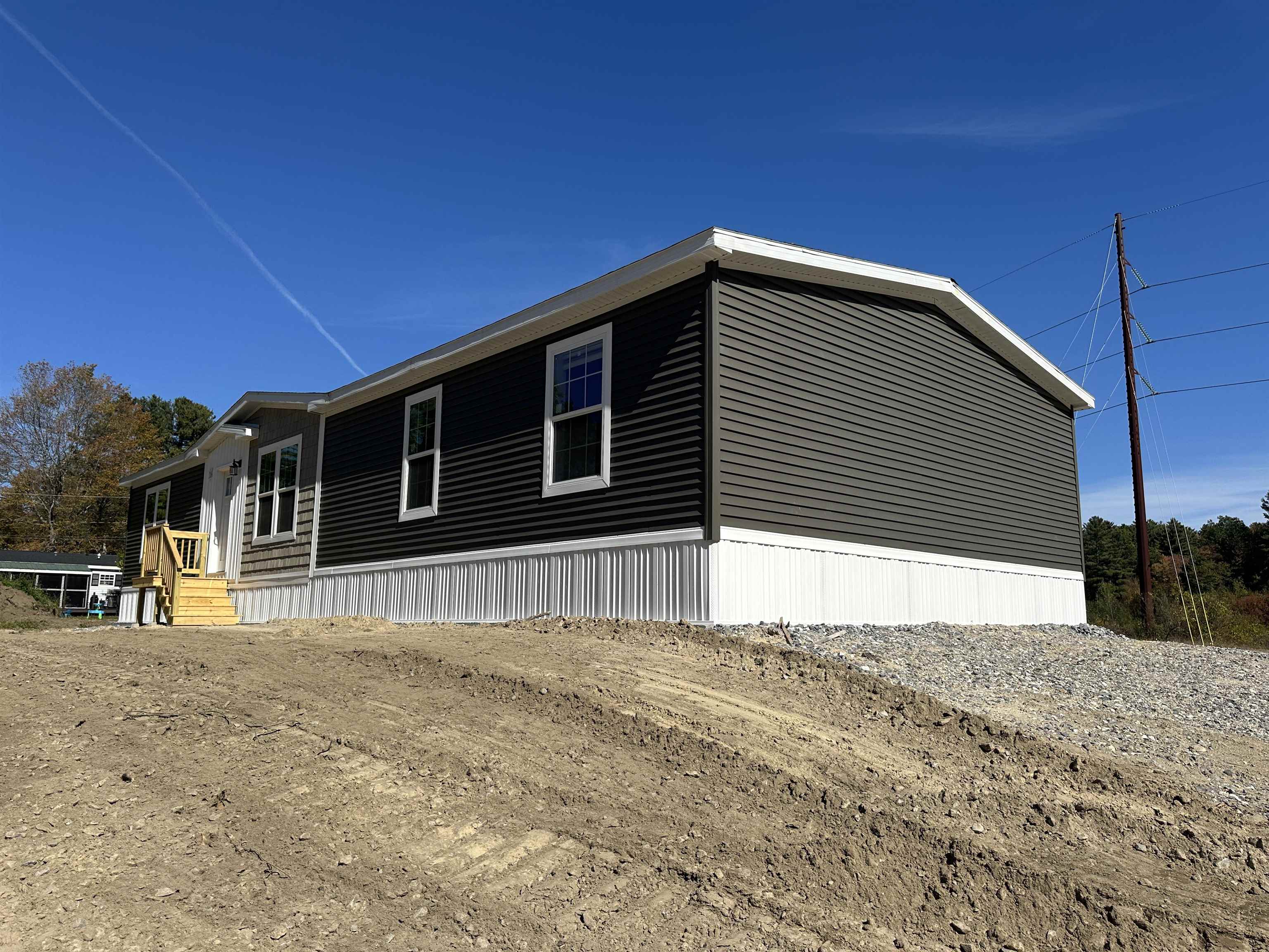 MLS 5048822: 2 Gallo Way, Litchfield NH