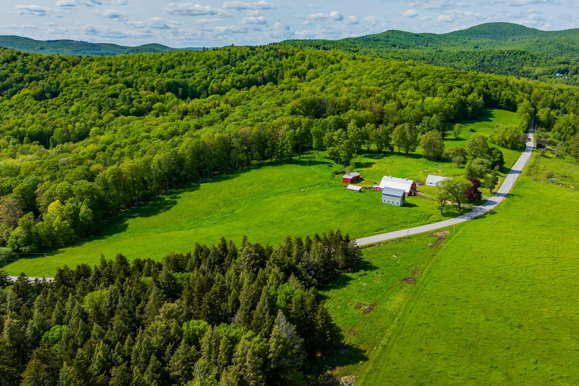 Homes for sale in Readsboro, VT | 395 King Hill Rd, Readsboro, VT 05350 | MLS# 5048952