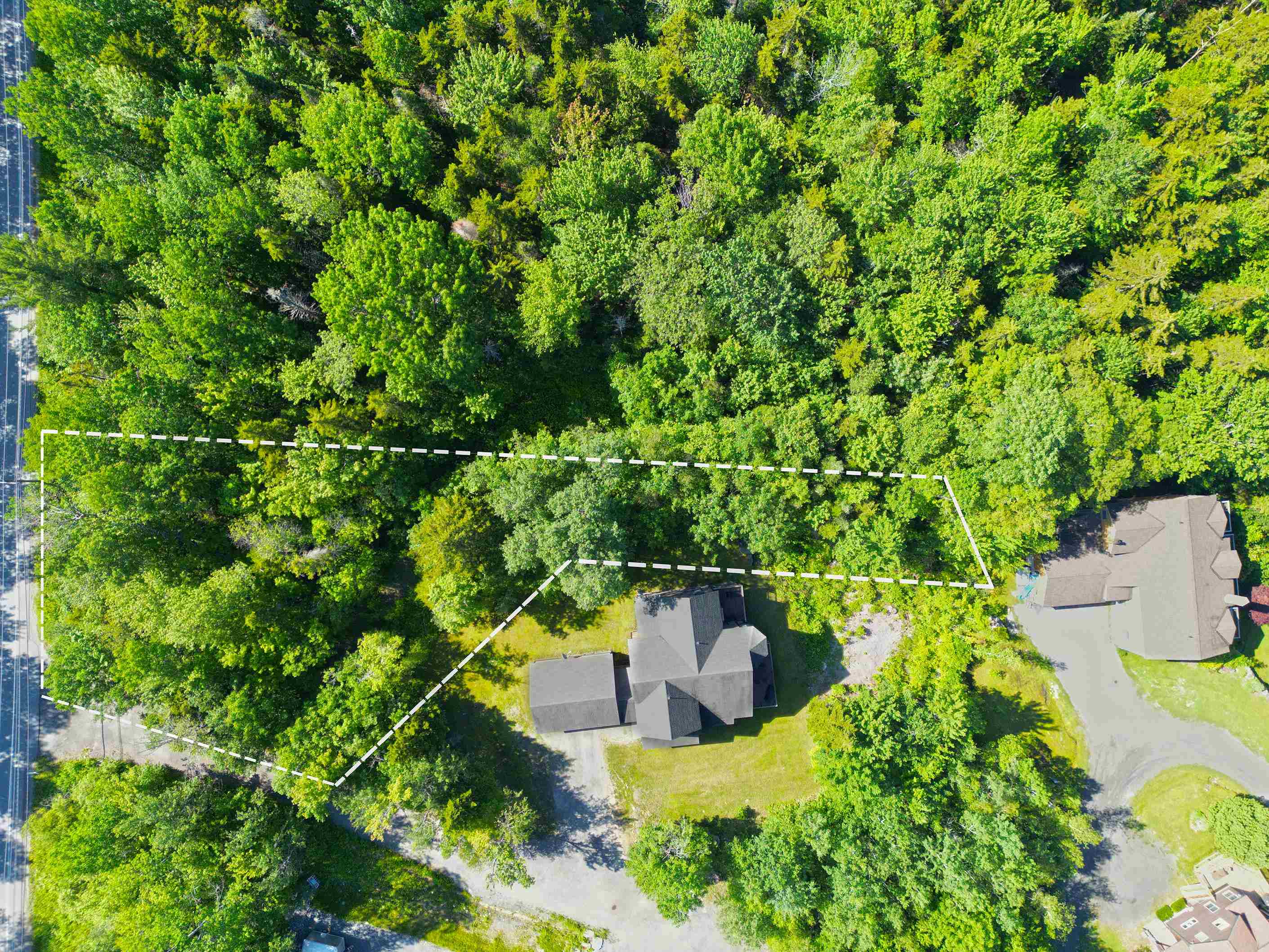 Homes for sale in Dover, VT | 1 Pinnacle View Ln, Dover, VT 05356 | MLS# 5049097