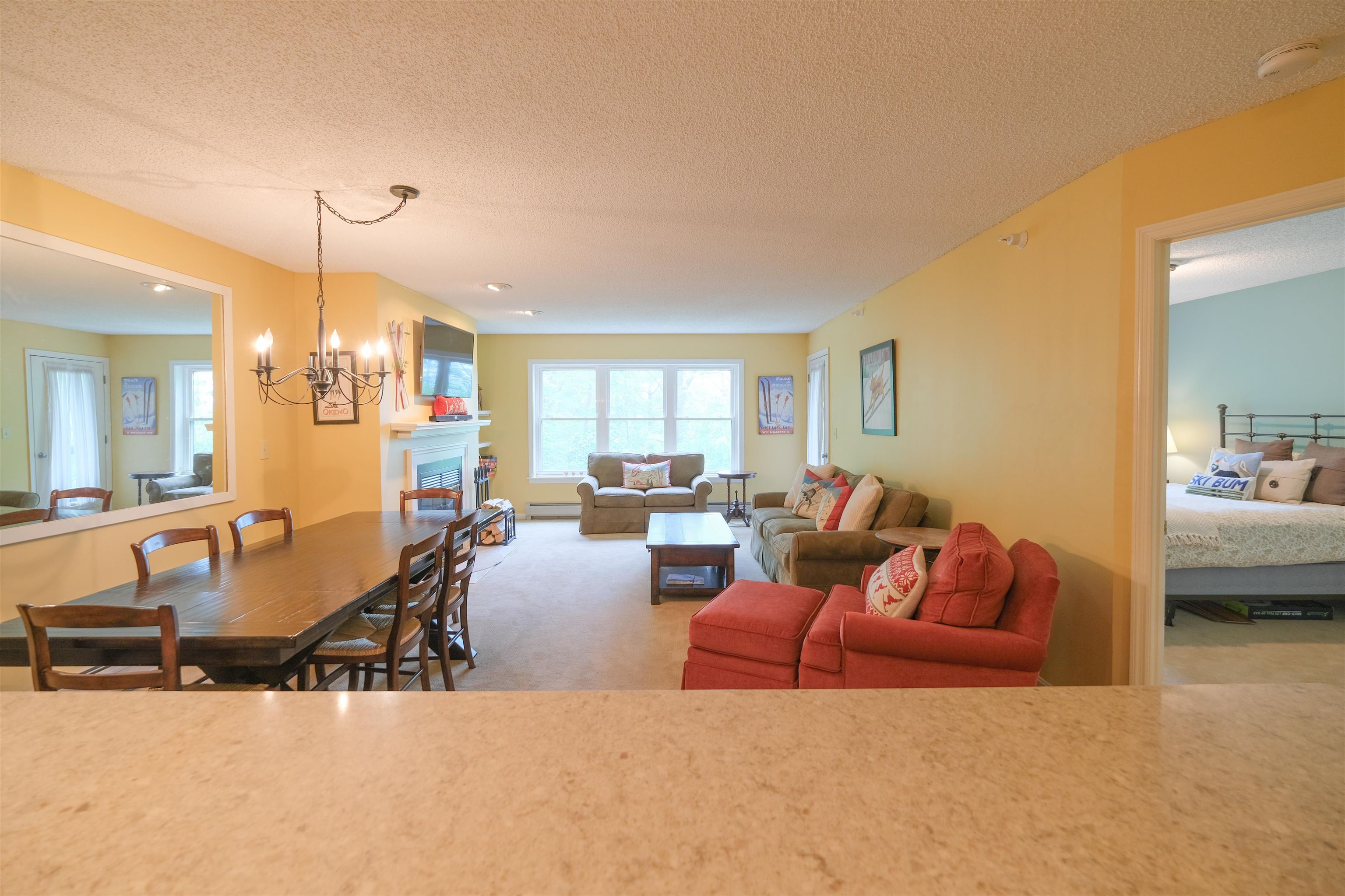 Seamless kitchen, dining, and living area 23567387