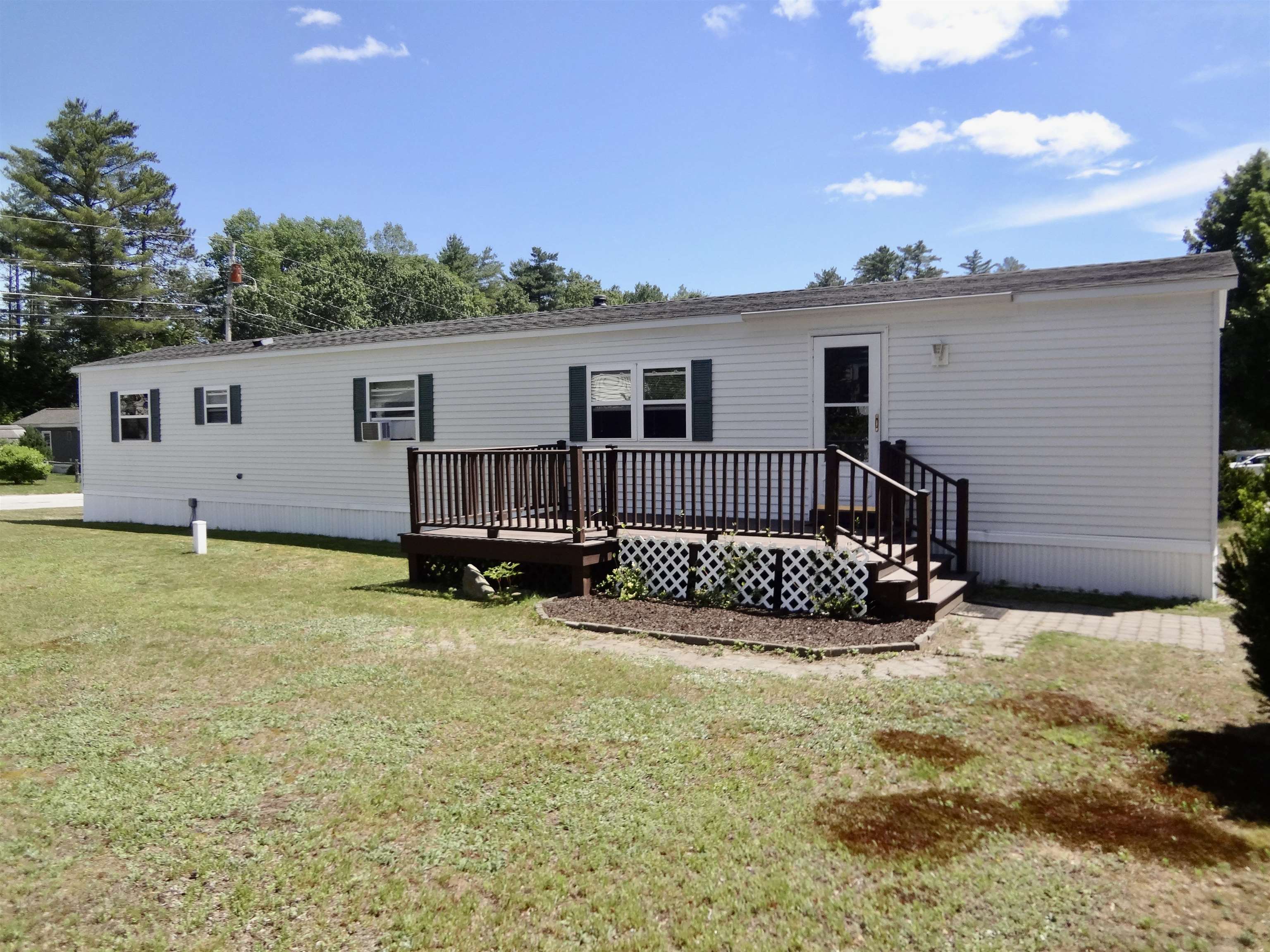 Loudon NH Home for sale $$99,900 $108 per sq.ft.