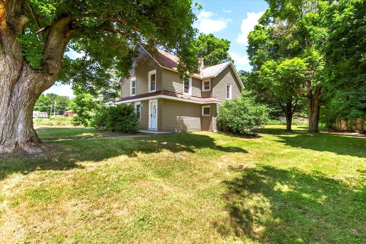 Homes for sale in Pownal, VT | 3530 Vt Route 346, Pownal, VT 05261 | MLS# 5049618