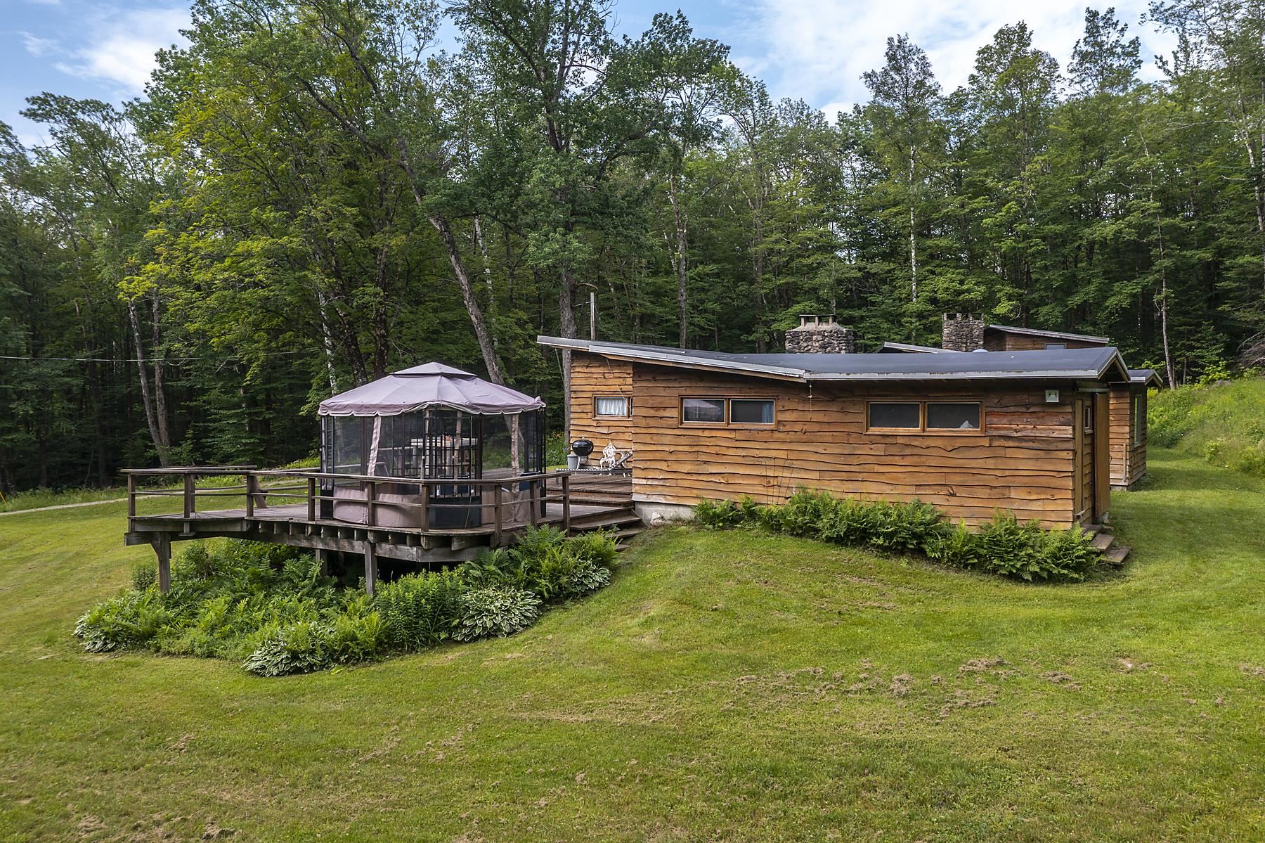 Homes for sale in Peru, VT | 2588 Vermont Route 11 Route, Peru, VT 05152 | MLS# 5049624