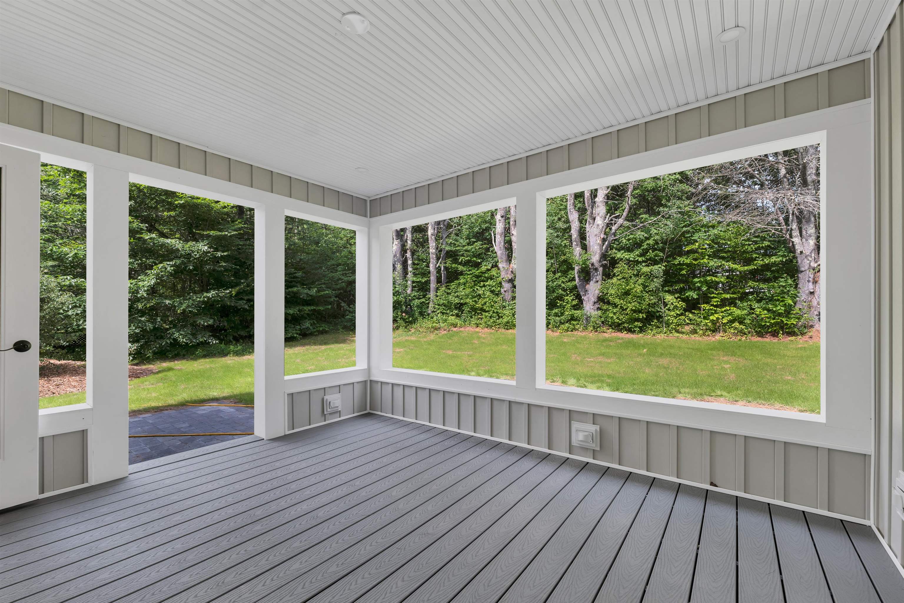 Homes for sale in Holderness, NH | 4 Hilltop Dr, Holderness, NH 03245 | MLS# 5049641