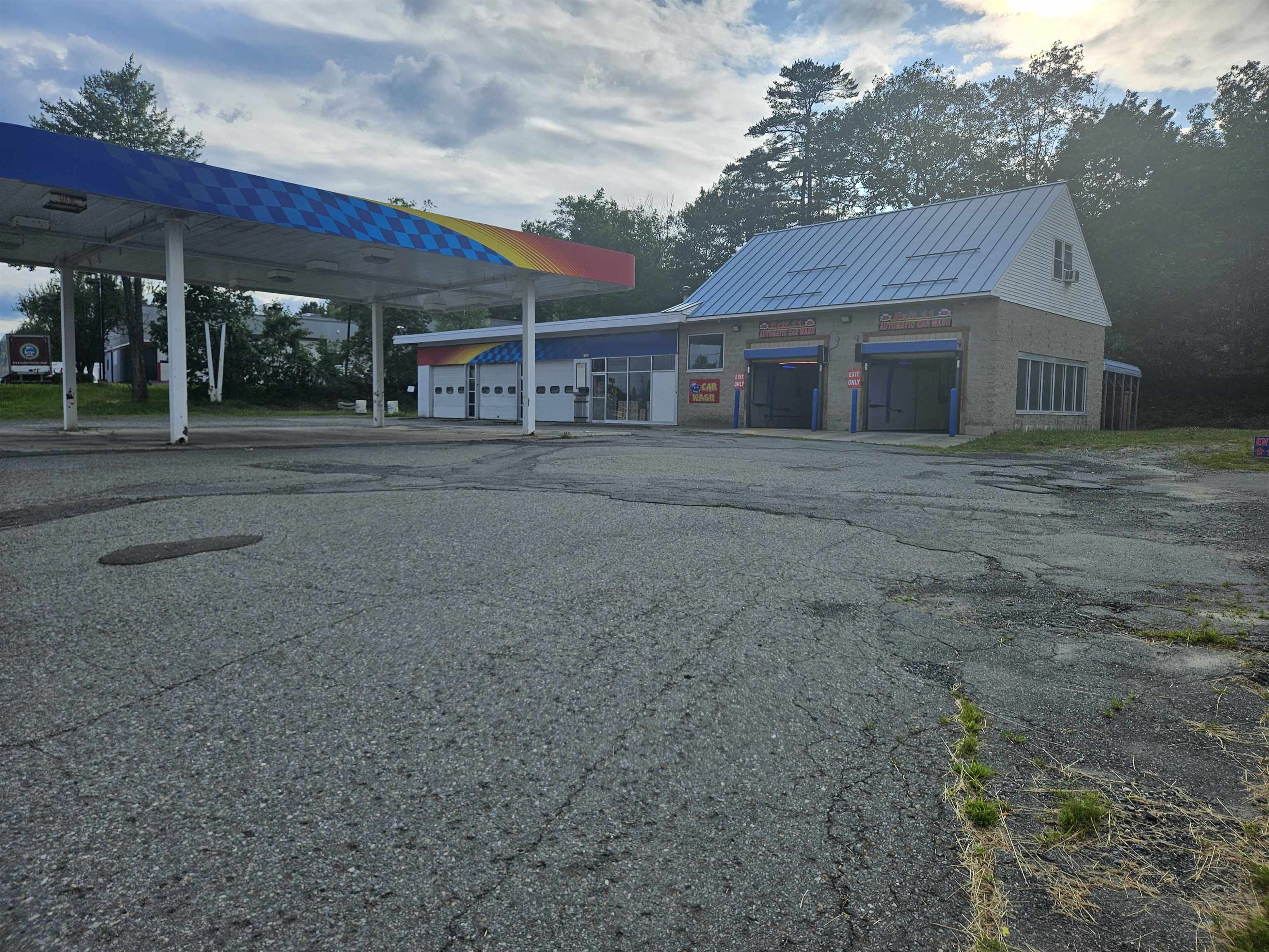 Homes for sale in Hartford, VT | 1049 Norht Main St, Hartford, VT 05001 | MLS# 5049669