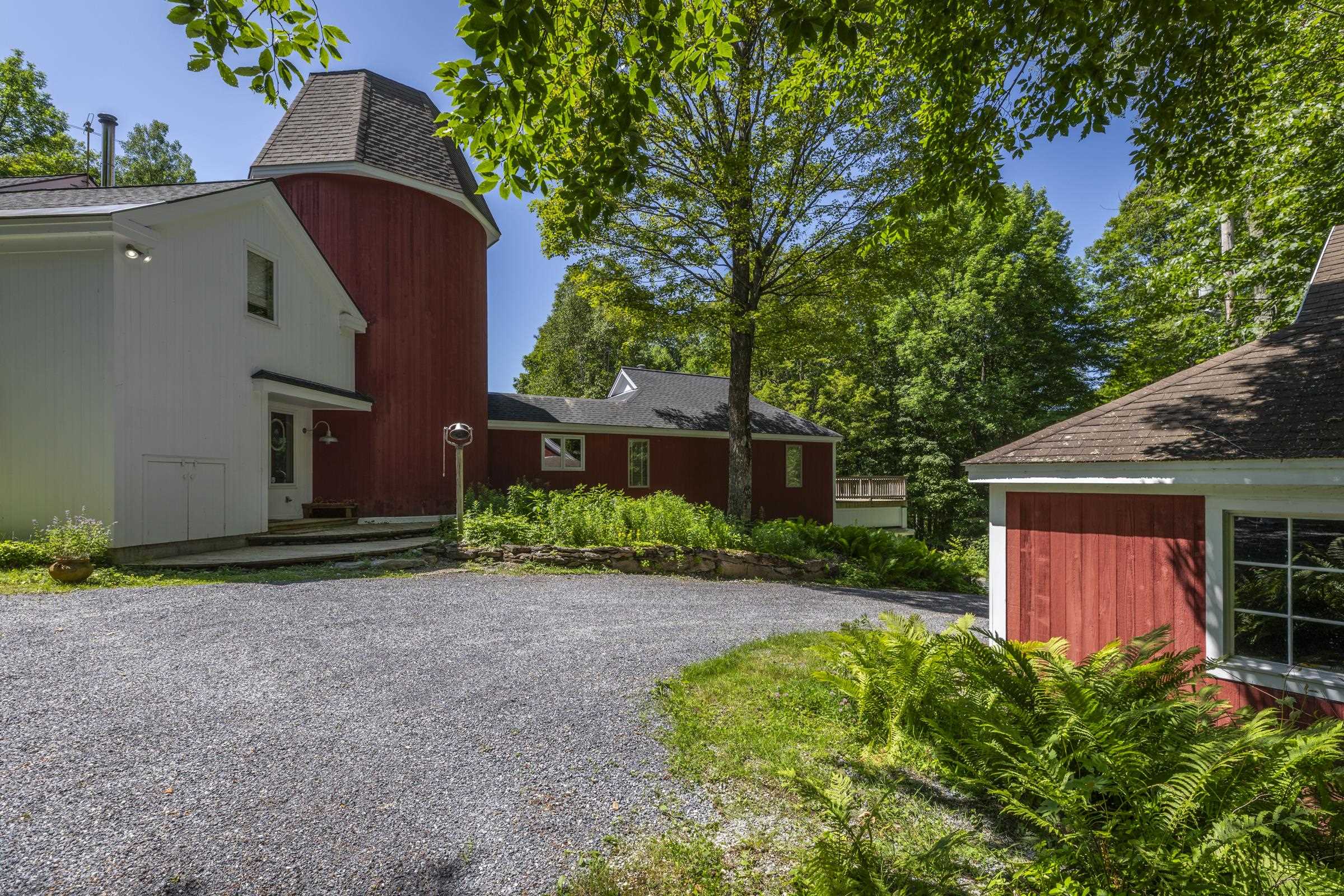 Homes for sale in Dorset, VT | 397 Fern Hl, Dorset, VT 05251 | MLS# 5049720