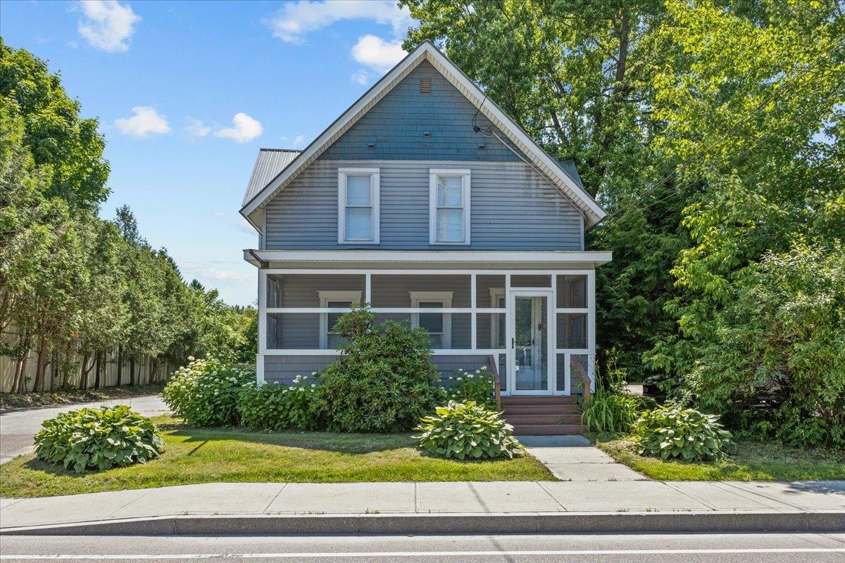 Homes for sale in Waterbury, VT | 143 South Main St, Waterbury, VT 05676 | MLS# 5049812