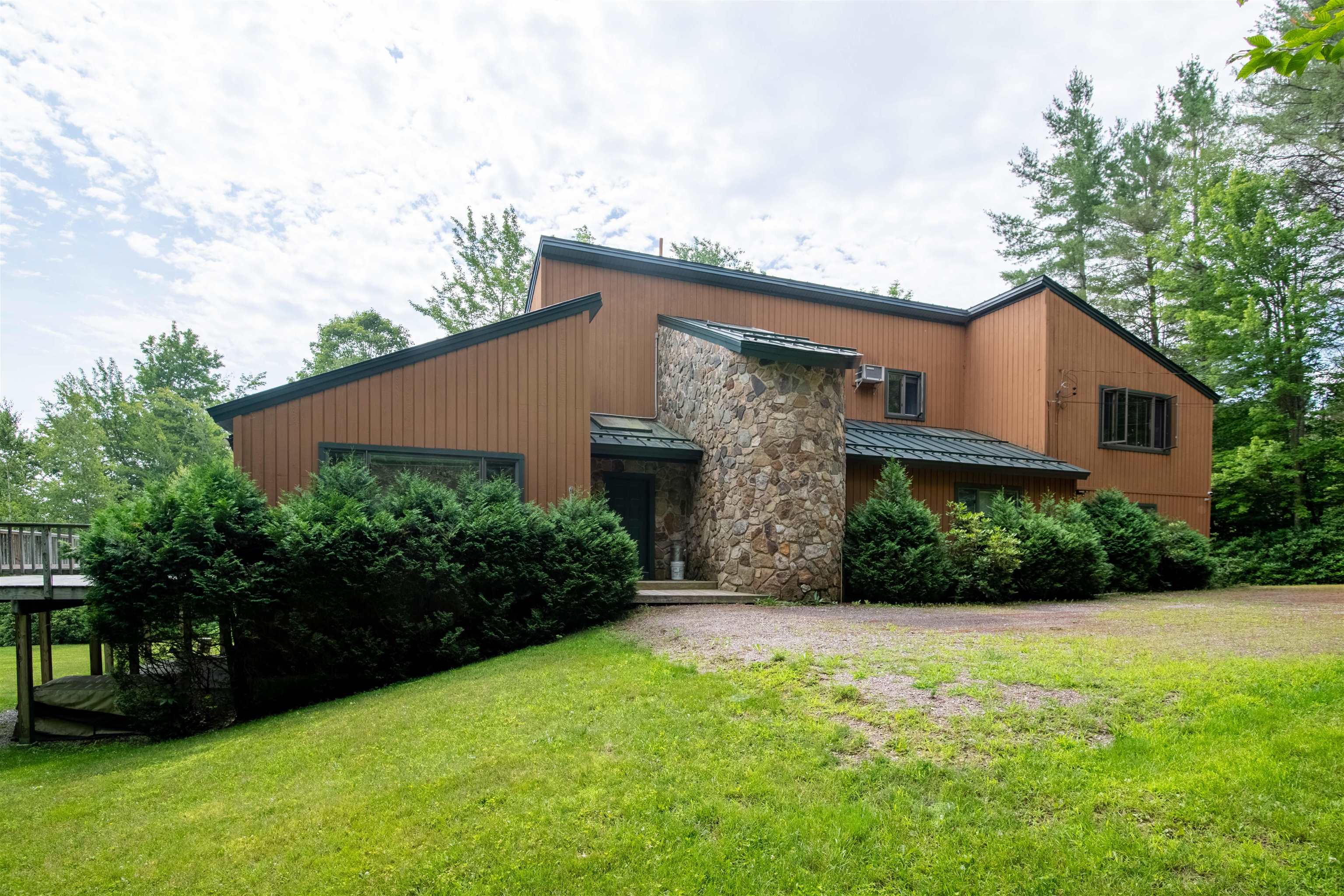 LUDLOW VT Home for sale $$875,000 | $193 per sq.ft.