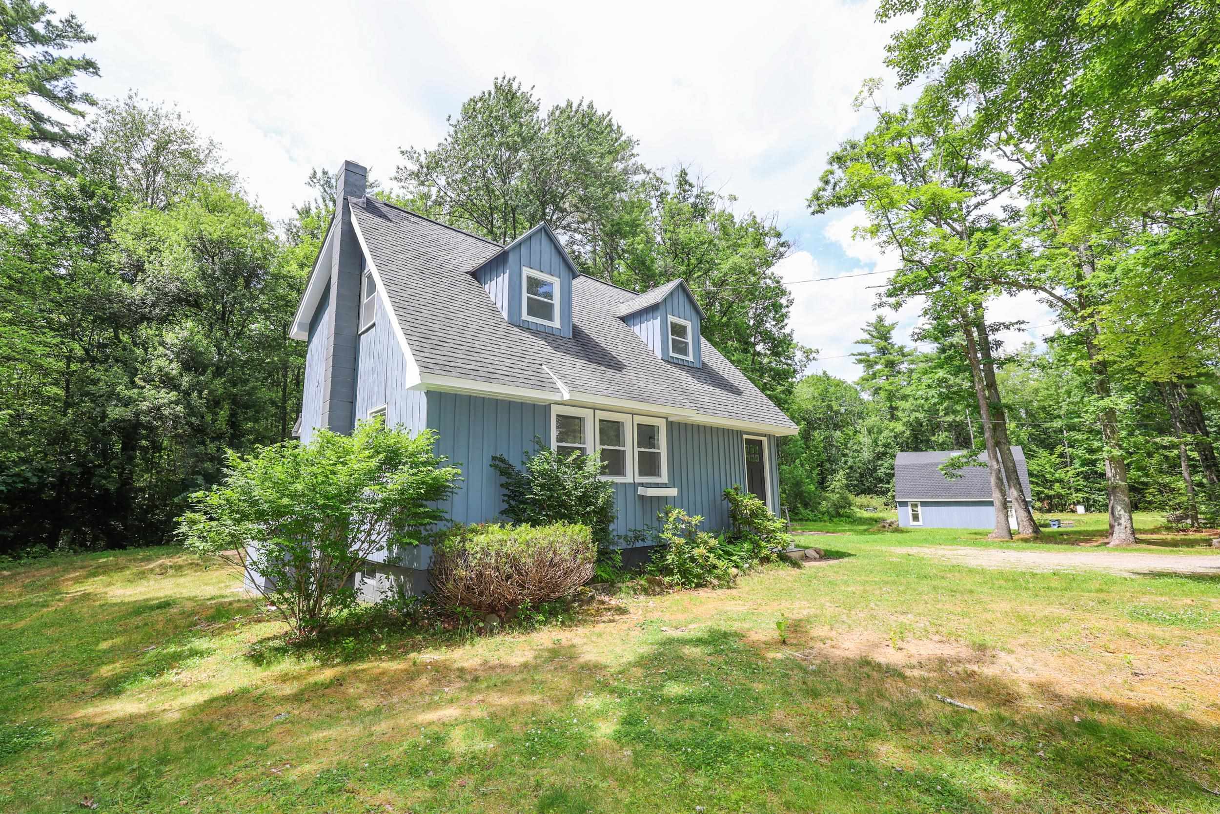 Epsom NH Home for sale $$434,900 $281 per sq.ft.