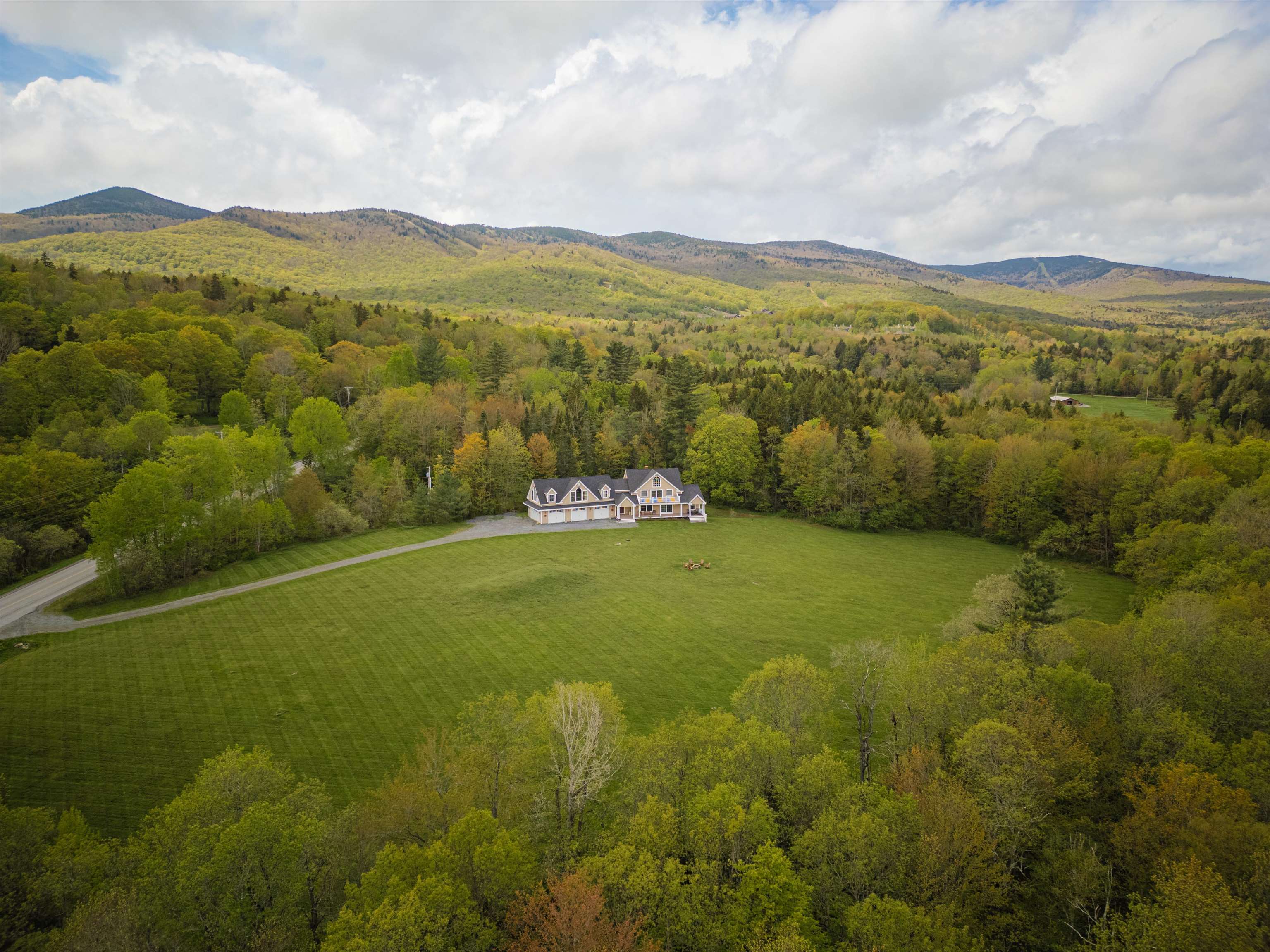 Homes for sale in Wilmington, VT | 339 Coldbrook Rd, Wilmington, VT 05363 | MLS# 5049905