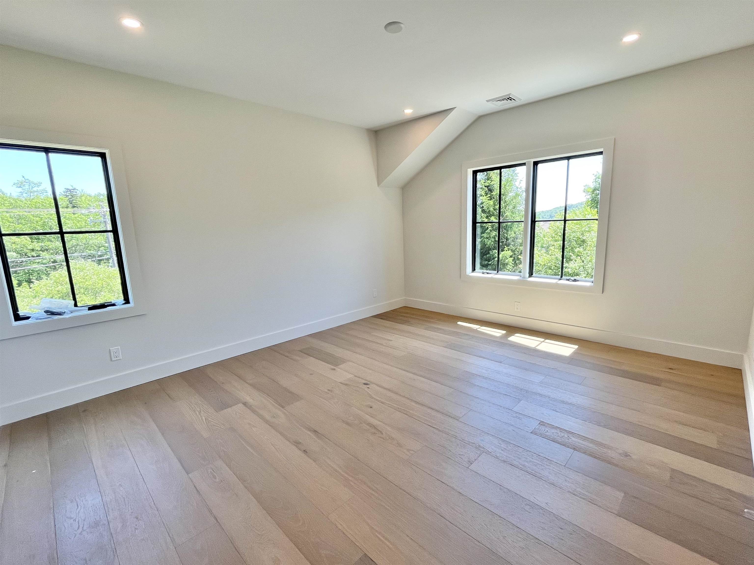 MLS #5049914 image #23