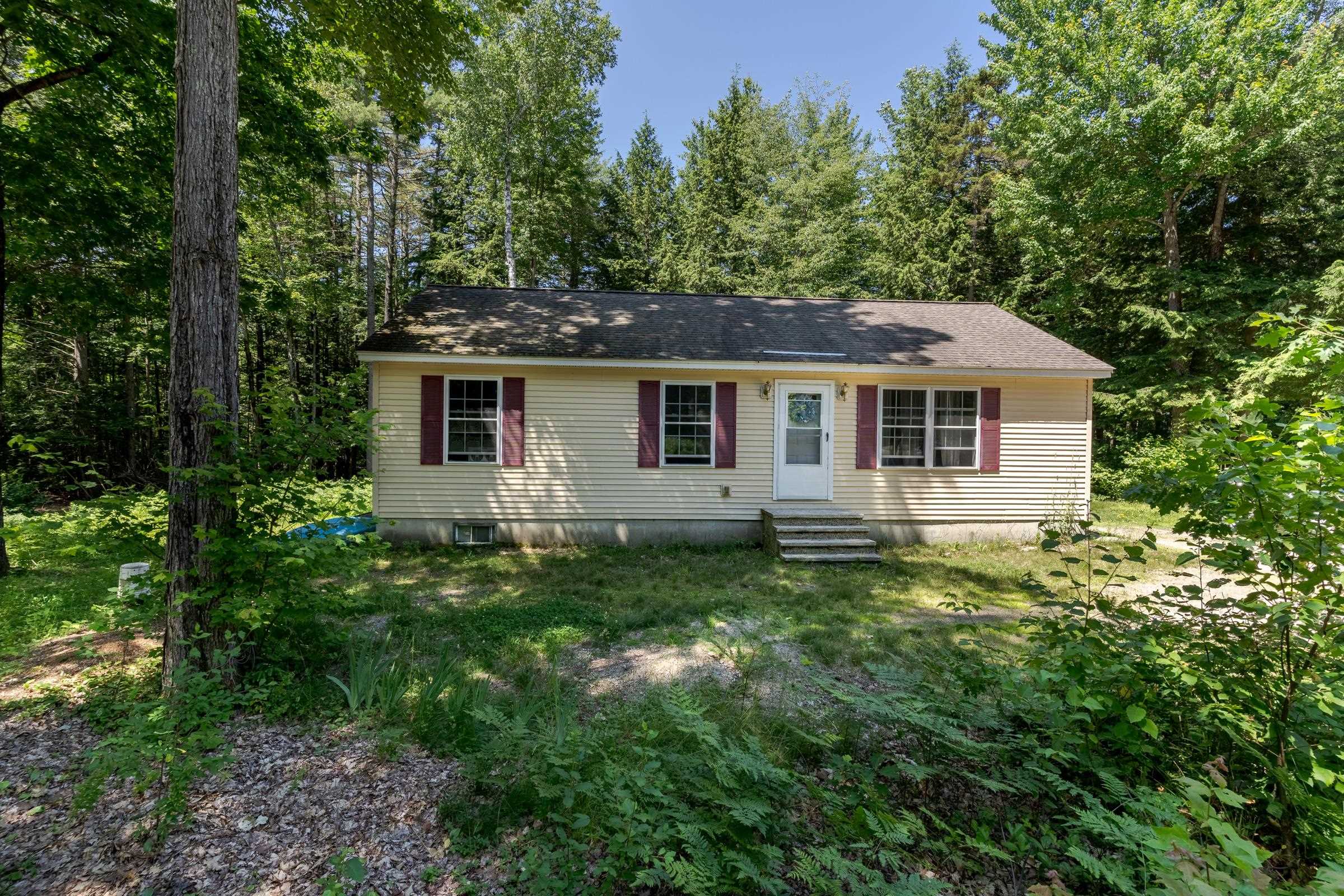 Photo of 31 Beech River Circle Ossipee NH 03864