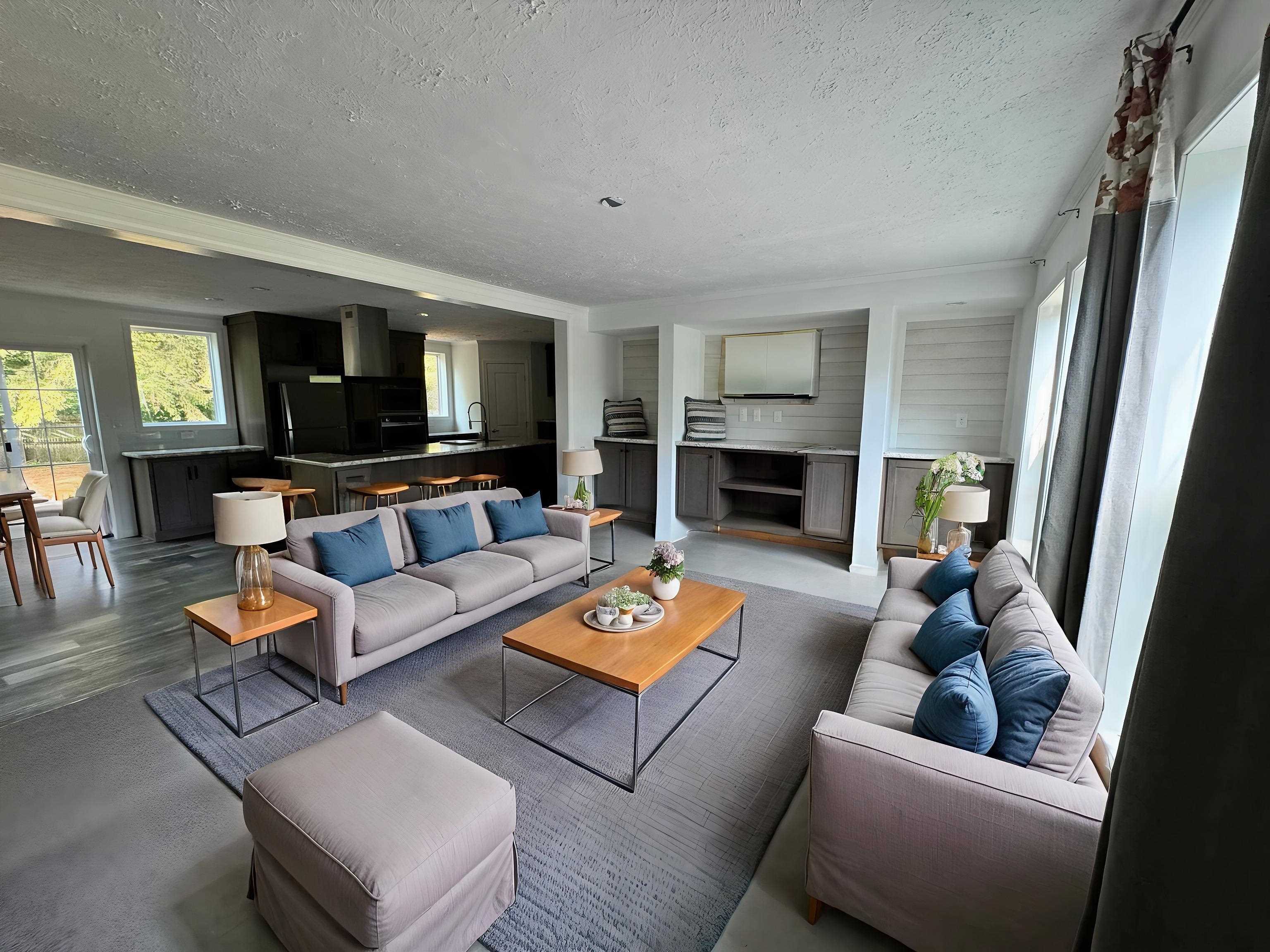 LARGE LIVING ROOM WITH Triple WINDOW