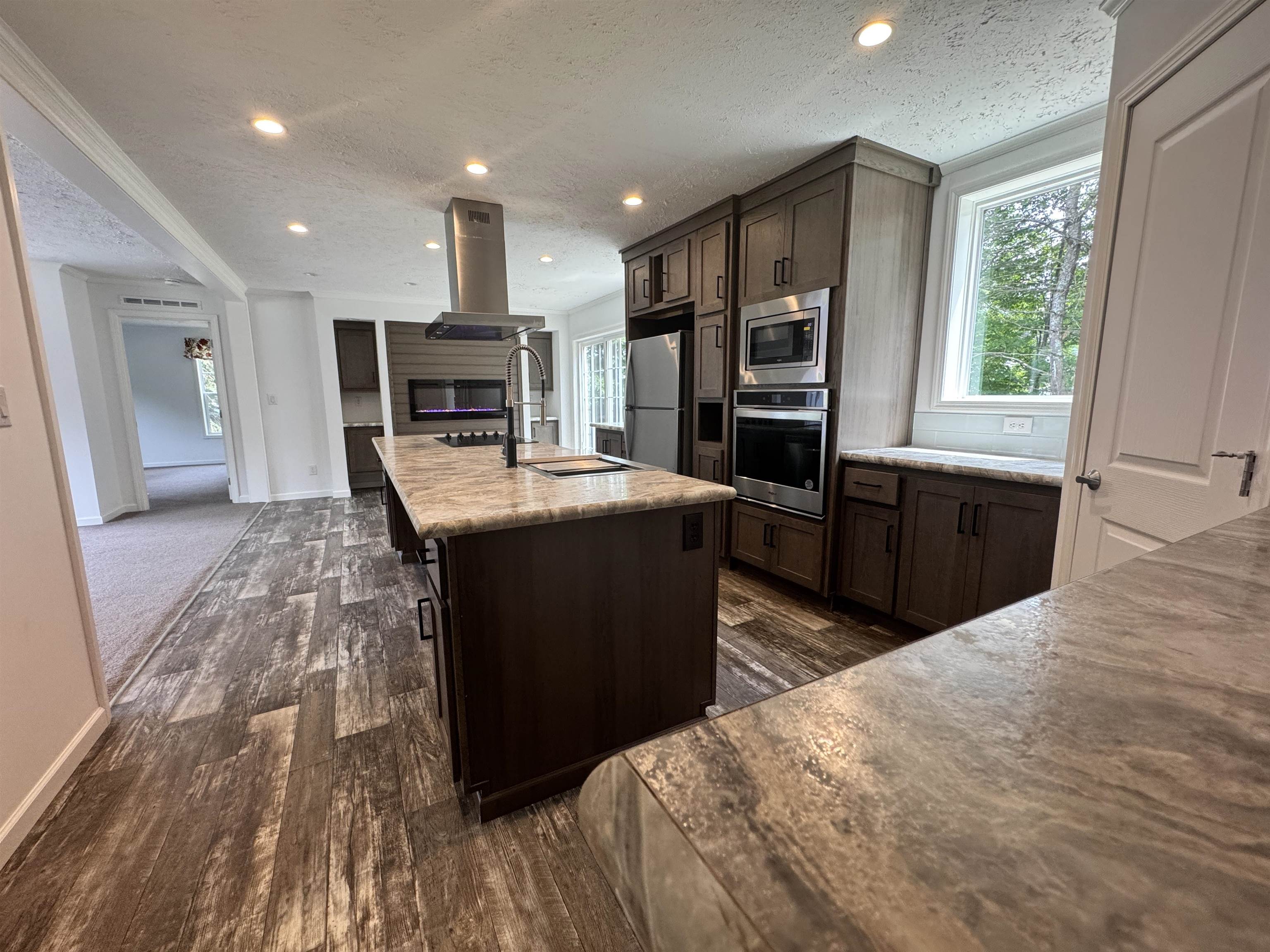 Open concept LR,DR, kitchen with large walk in pantry