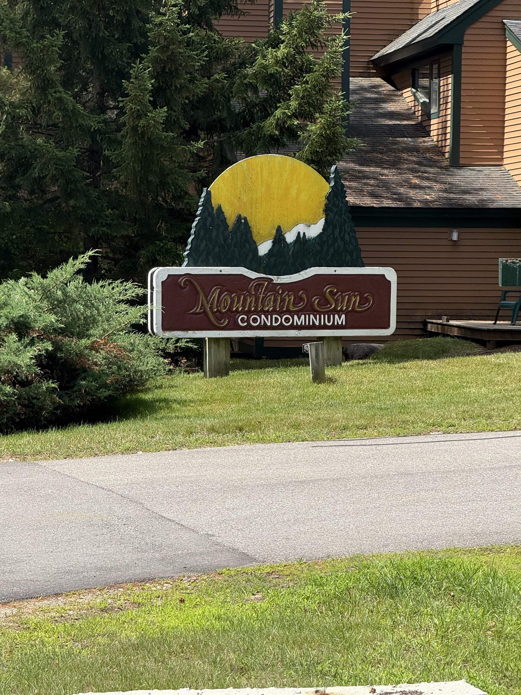 Homes for sale in Waterville Valley, NH | 9 Mt Sun Way #20 B, Waterville Valley, NH 03215 | MLS# 5050069