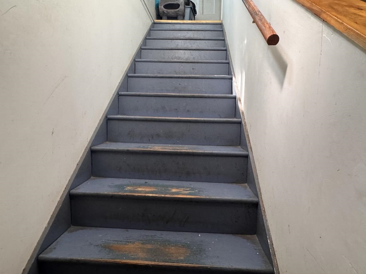 Back Unit Stairs to Seond Floor