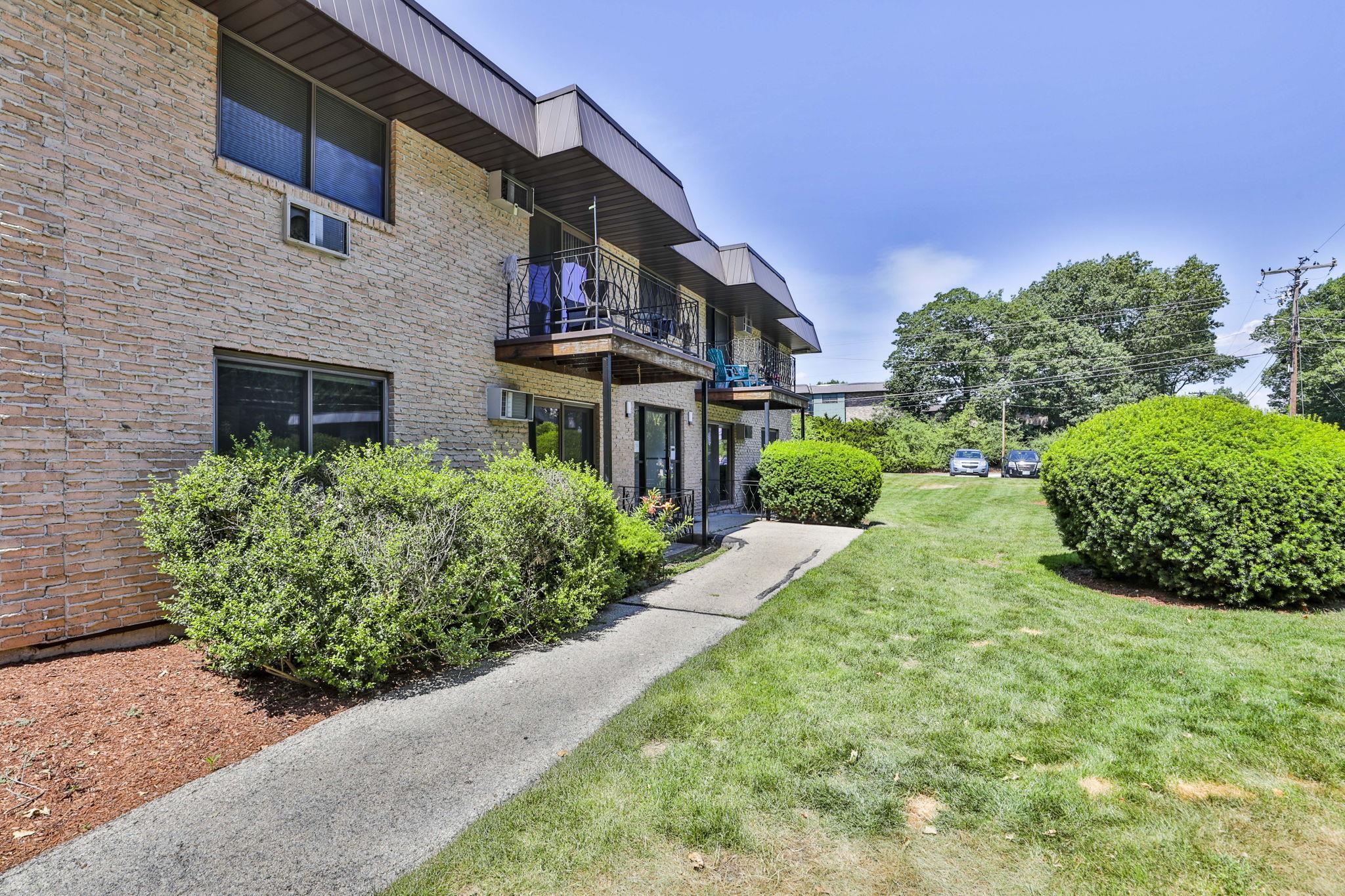 MLS 5050151: 14 Strawberry Bank Road-Unit 1, Nashua NH