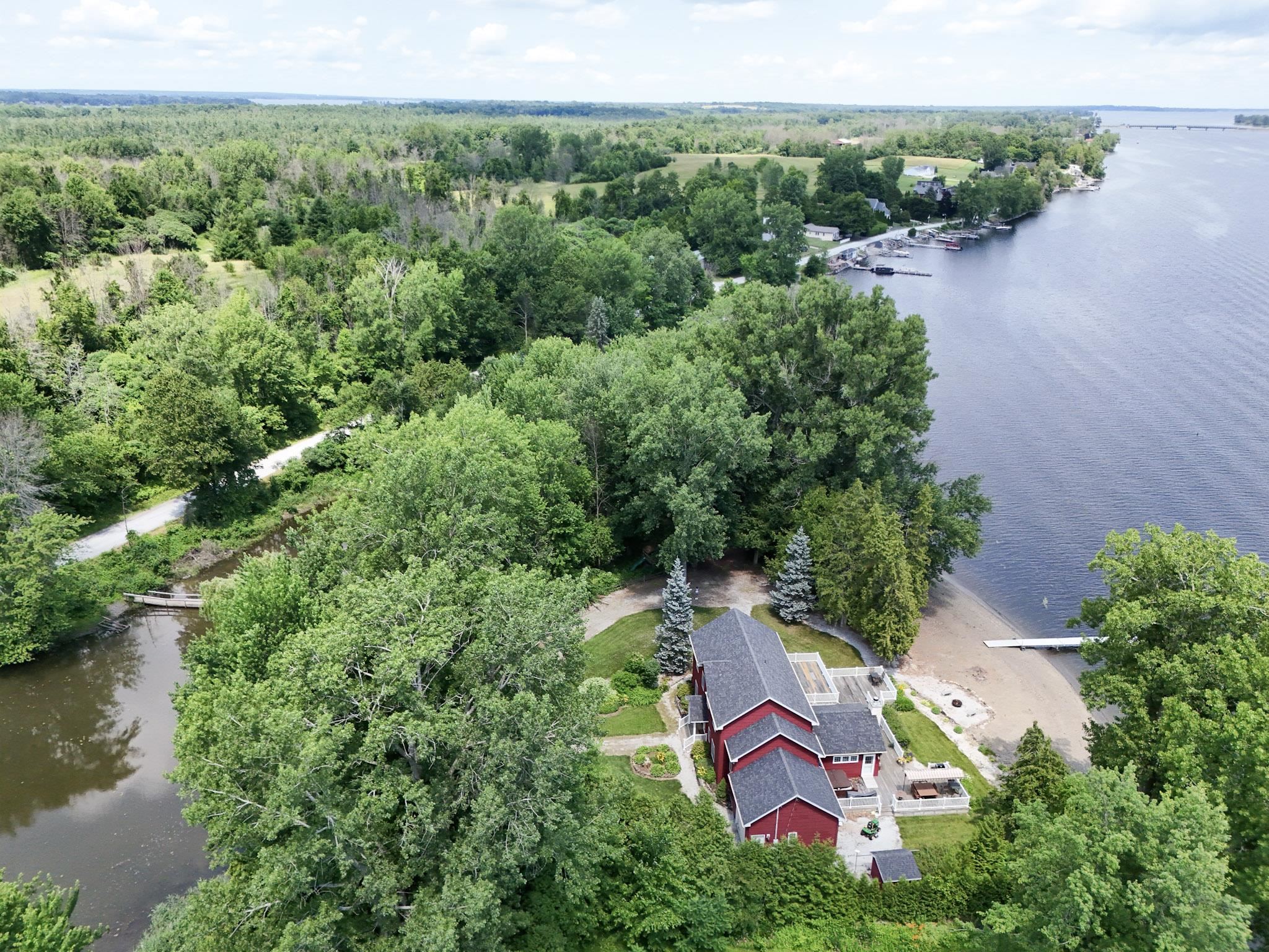 Homes for sale in Alburgh, VT | 16 Macomber Pt, Alburgh, VT 05440 | MLS# 5050254