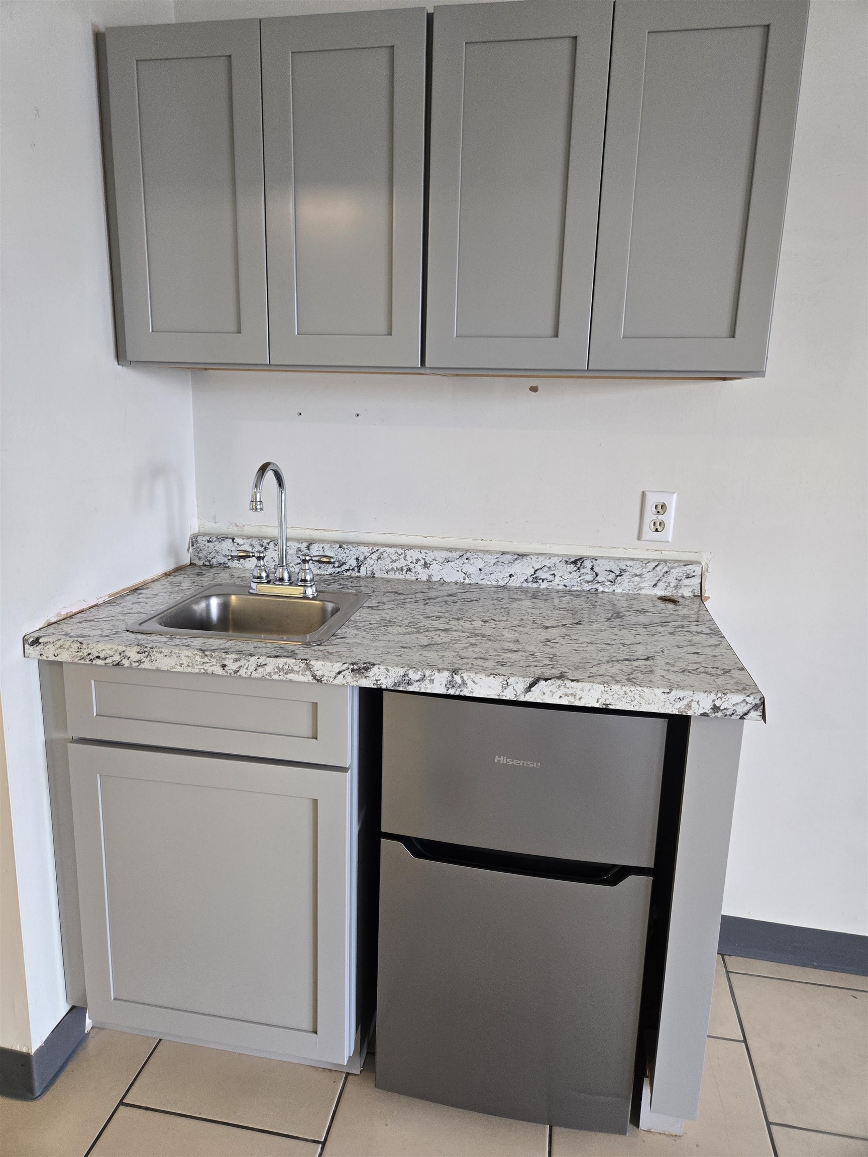 Homes for sale in Hampton, NH | 500 Winnacunnett Rd #206, Hampton, NH 03842 | MLS# 5050341