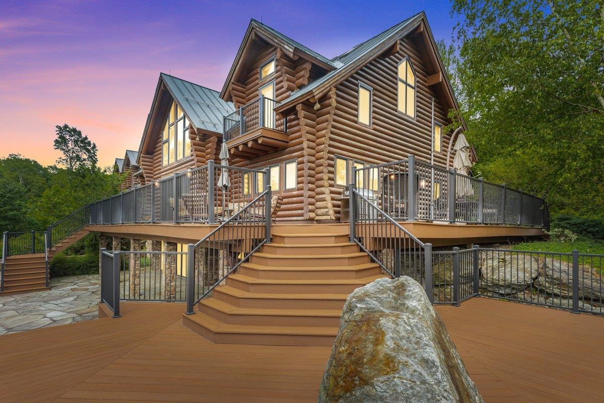 Homes for sale in Hinesburg, VT | 89 Rocky Mountain Ln, Hinesburg, VT 05461 | MLS# 5050485