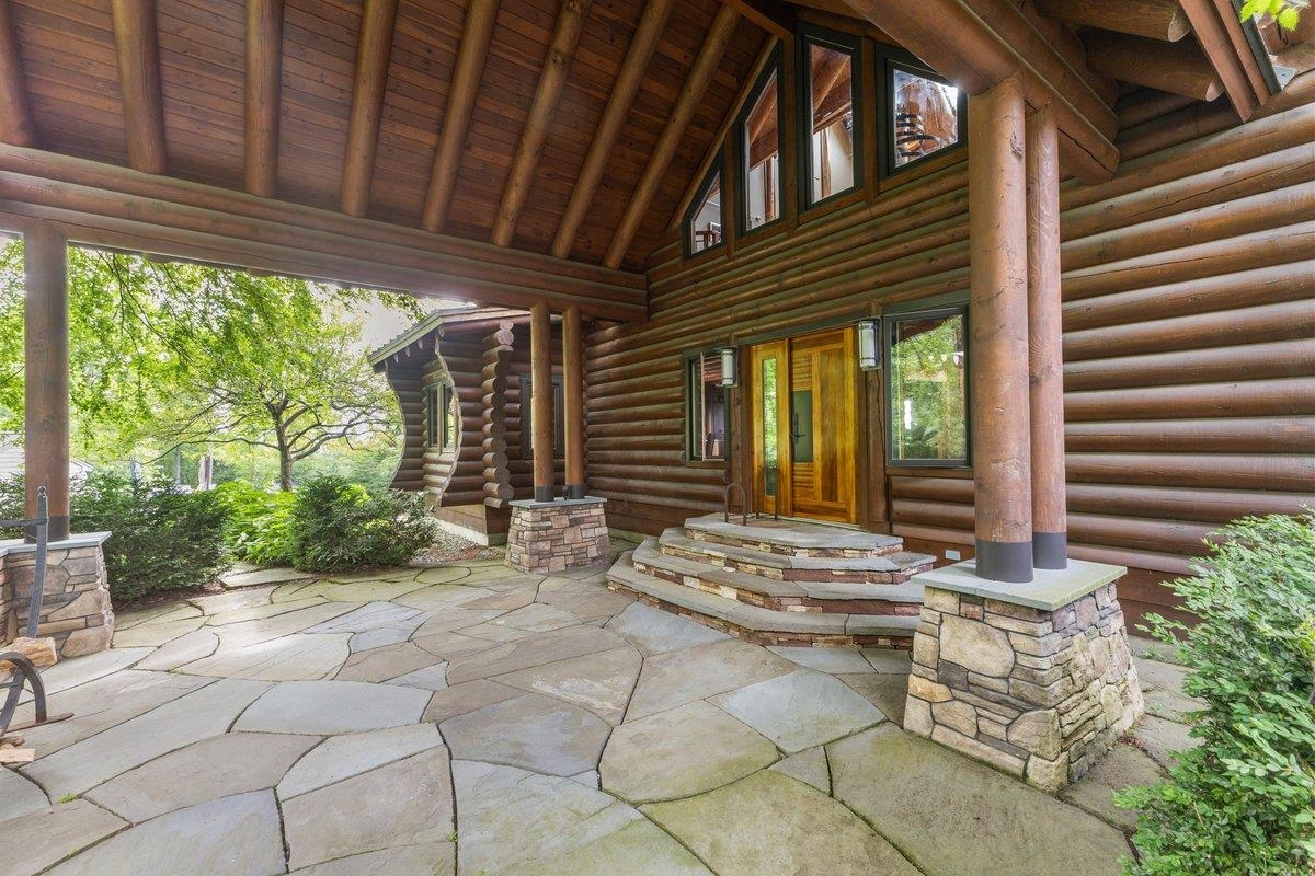 Homes for sale in Hinesburg, VT | 89 Rocky Mountain Ln, Hinesburg, VT 05461 | MLS# 5050485