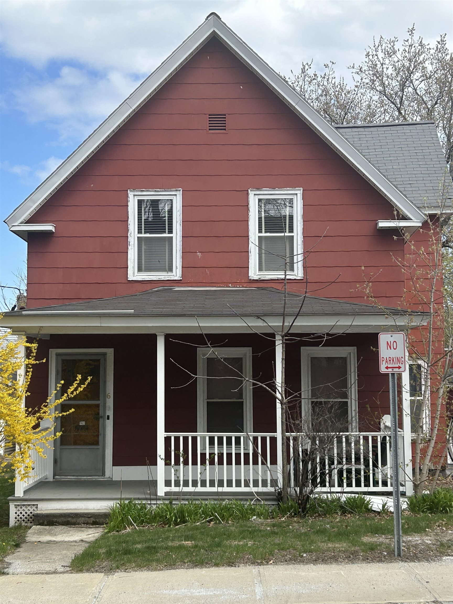 MLS 5050634: 6 Arlington Street, Nashua NH