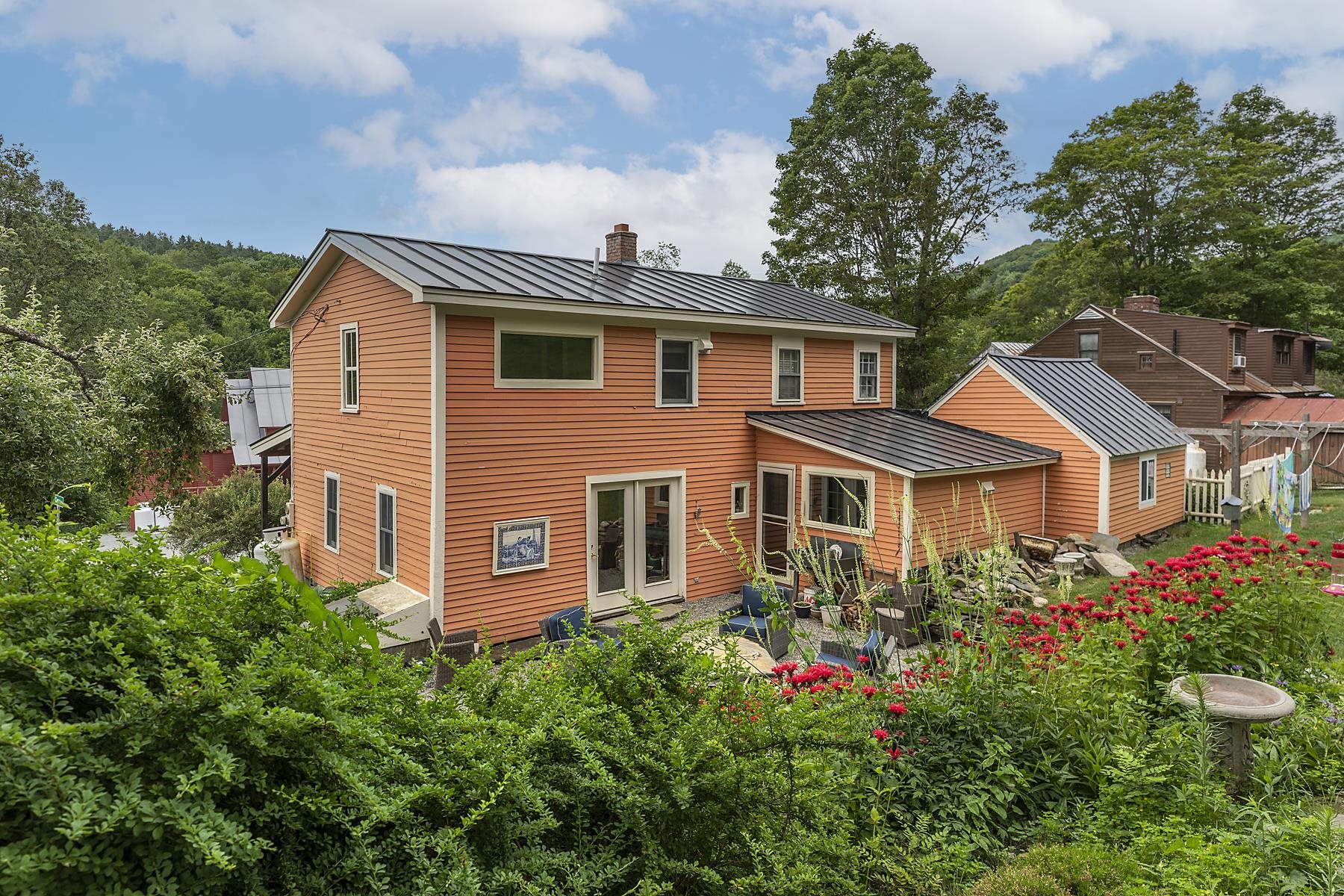 Homes for sale in Pomfret, VT | 7873 Pomfret Rd, Pomfret, VT 05053 | MLS# 5050650