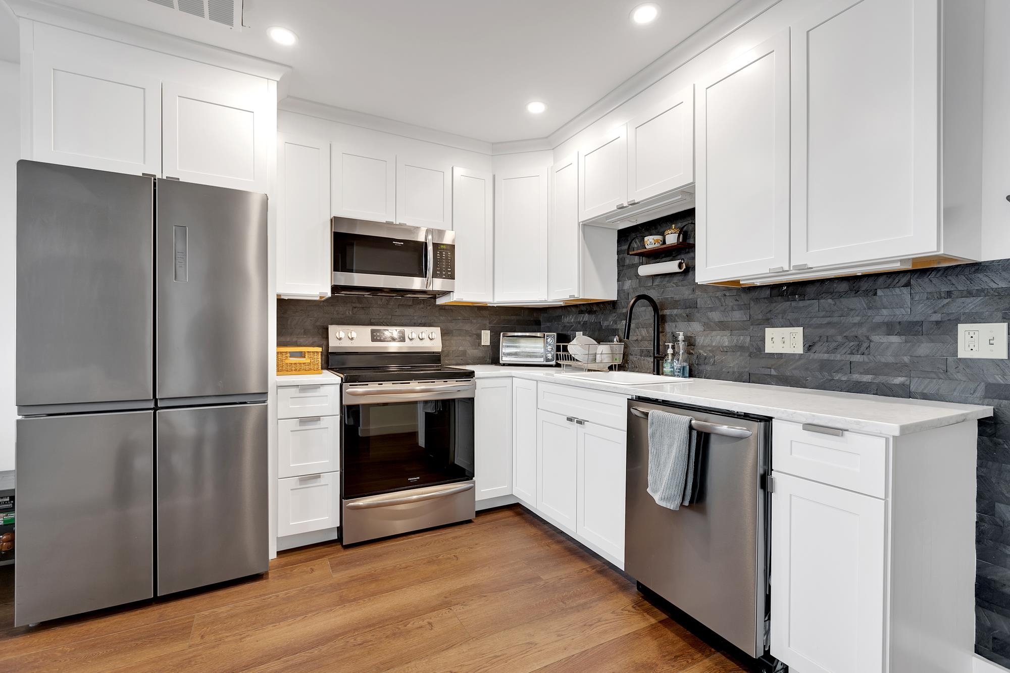 Stainless Steel Appliances 23630413