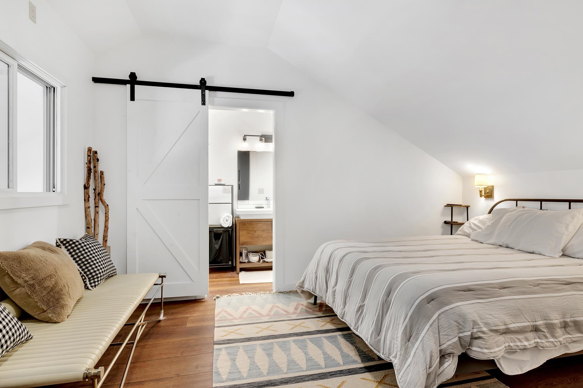 Primary Suite 23630414