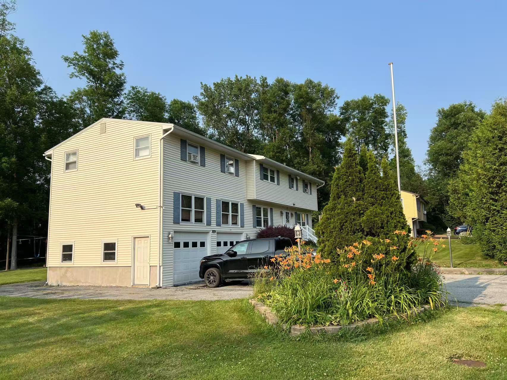 Homes for sale in Shelburne, VT | 166 Lakeview Dr, Shelburne, VT 05482 | MLS# 5050667