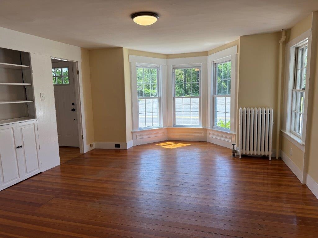 Formal Dining Room 23557200