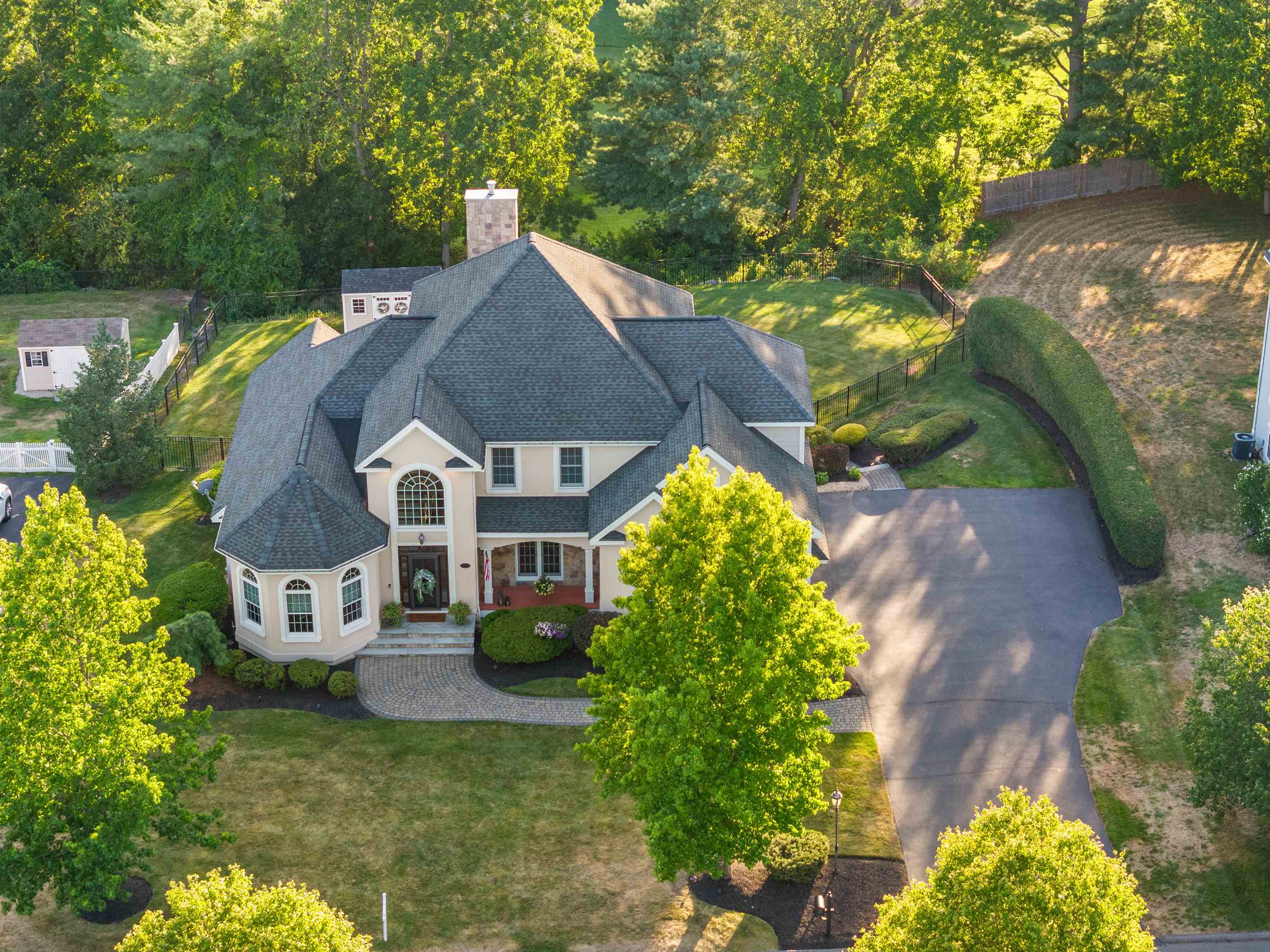 Homes for sale in Salem, NH | 39 Ticklefancy Ln, Salem, NH 03079 | MLS# 5050960