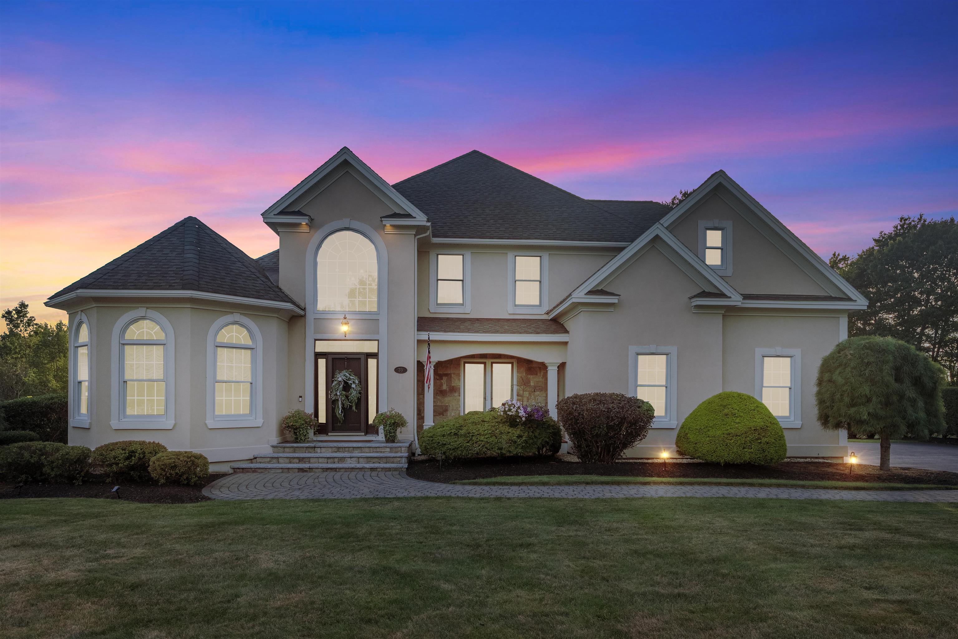 Homes for sale in Salem, NH | 39 Ticklefancy Ln, Salem, NH 03079 | MLS# 5050960