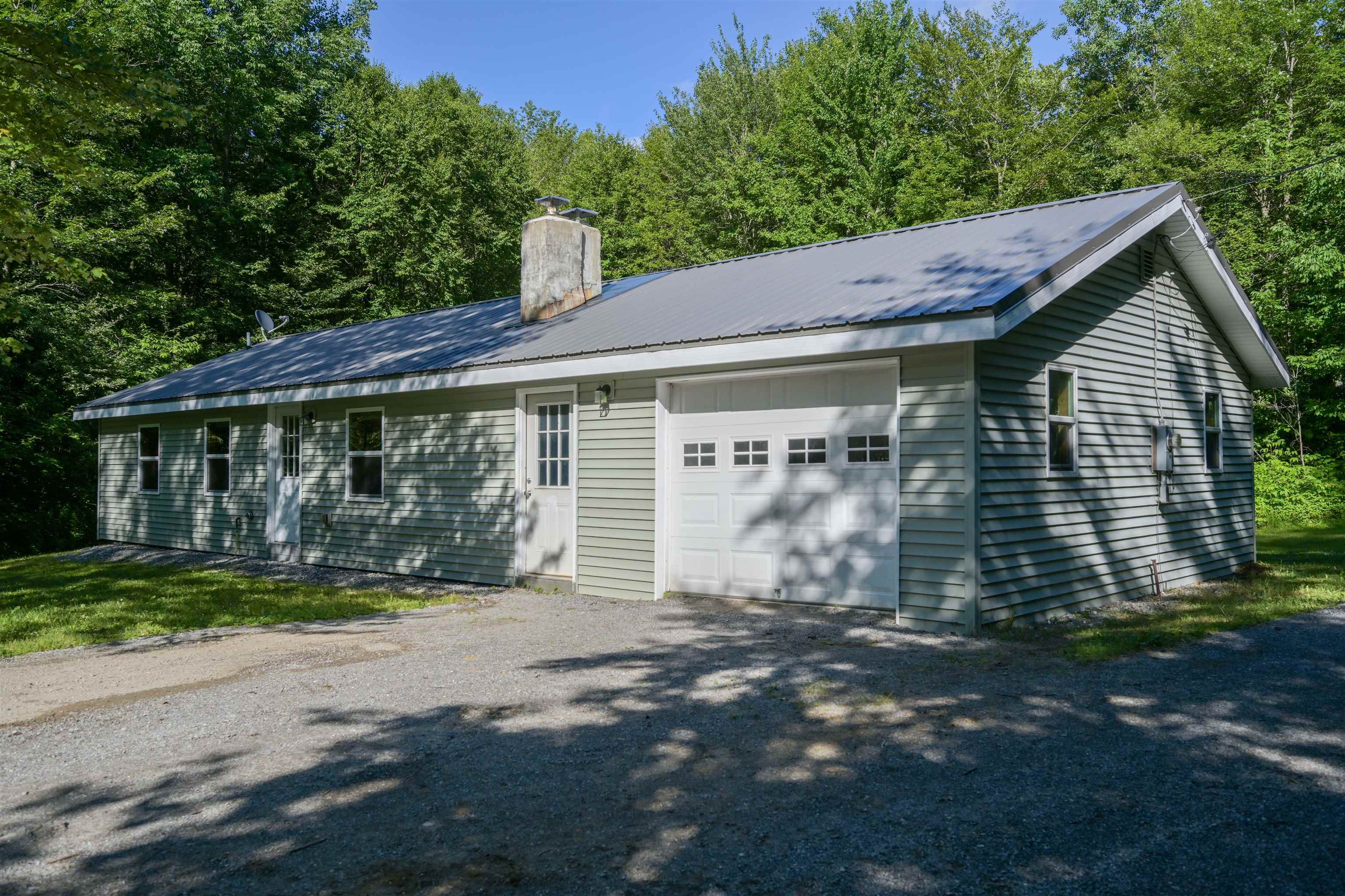 Starksboro VT Home for sale $$335,000 $332 per sq.ft.