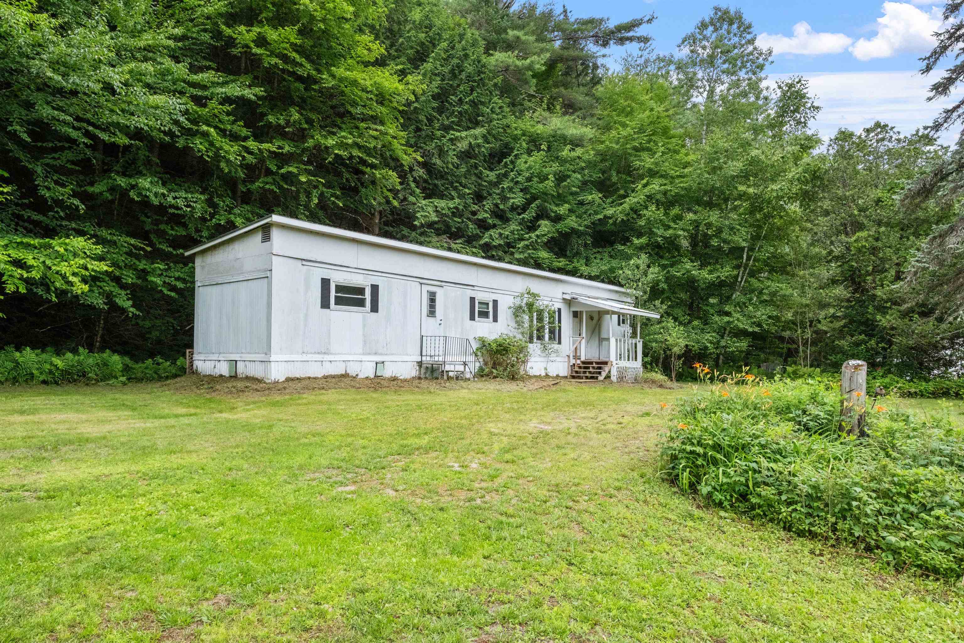 Bath NH Home for sale $$135,000 $206 per sq.ft.