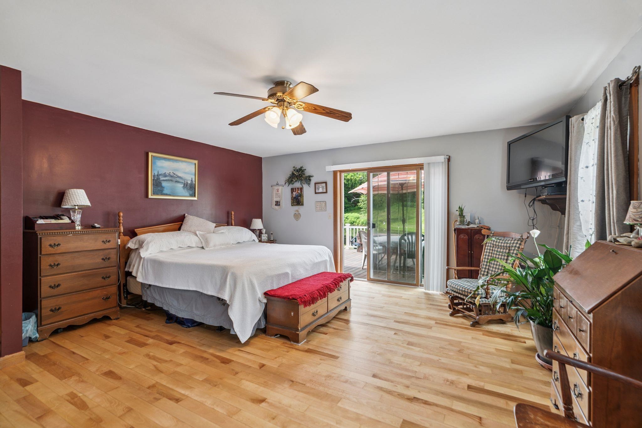 Primary Suite 1 23642662