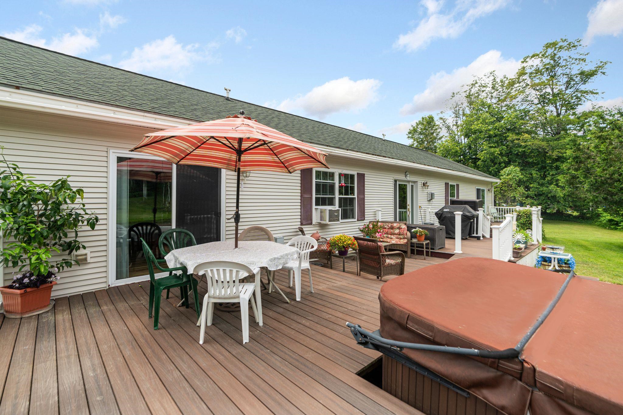 Endless deck space 23642668