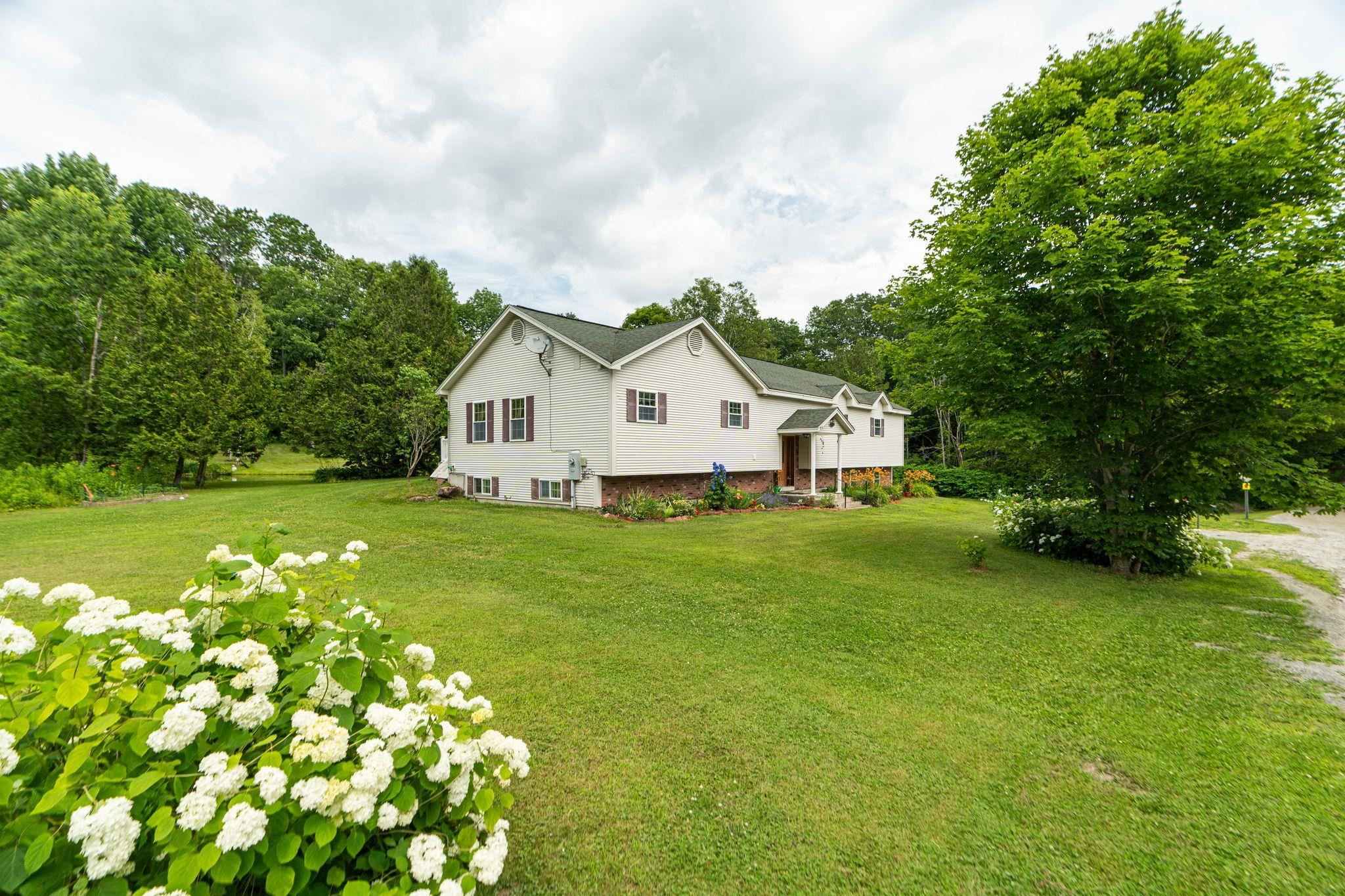 Homes for sale in Reading, VT | 5 Malagash Rd, Reading, VT 05062 | MLS# 5051062