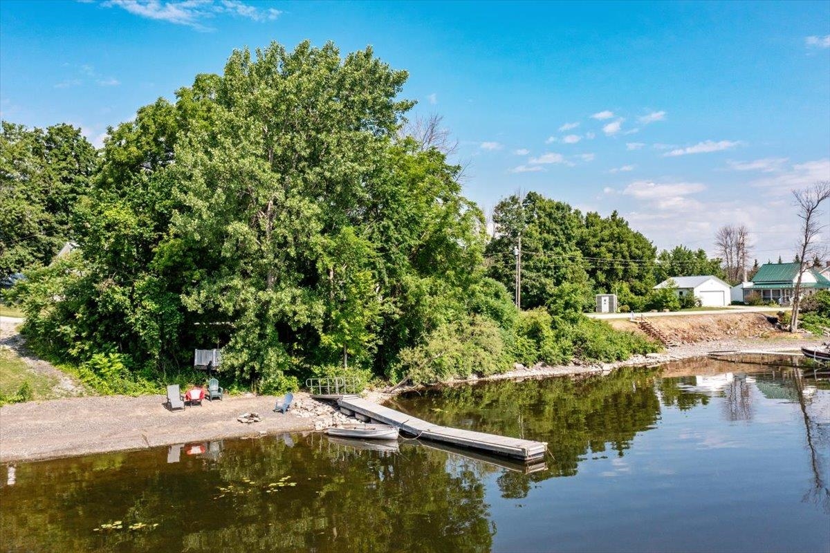 Homes for sale in Alburgh, VT | 321 East Alburgh Rd, Alburgh, VT 05440 | MLS# 5051168