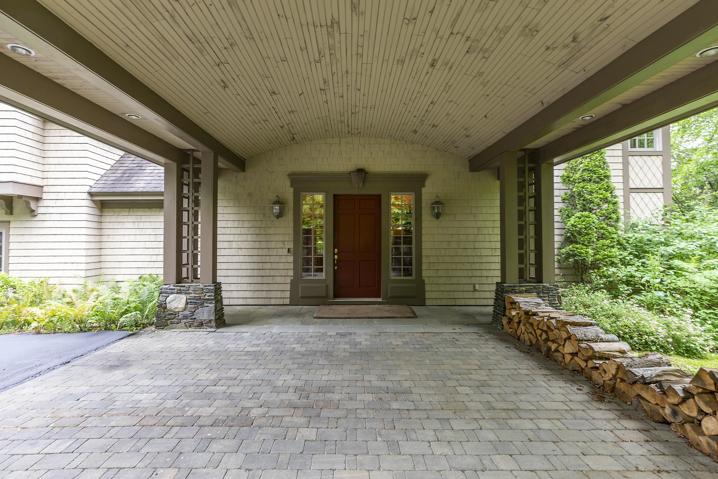 Homes for sale in Ludlow, VT | 165 Moonshadow Dr #M-15, Ludlow, VT 05149 | MLS# 5051212