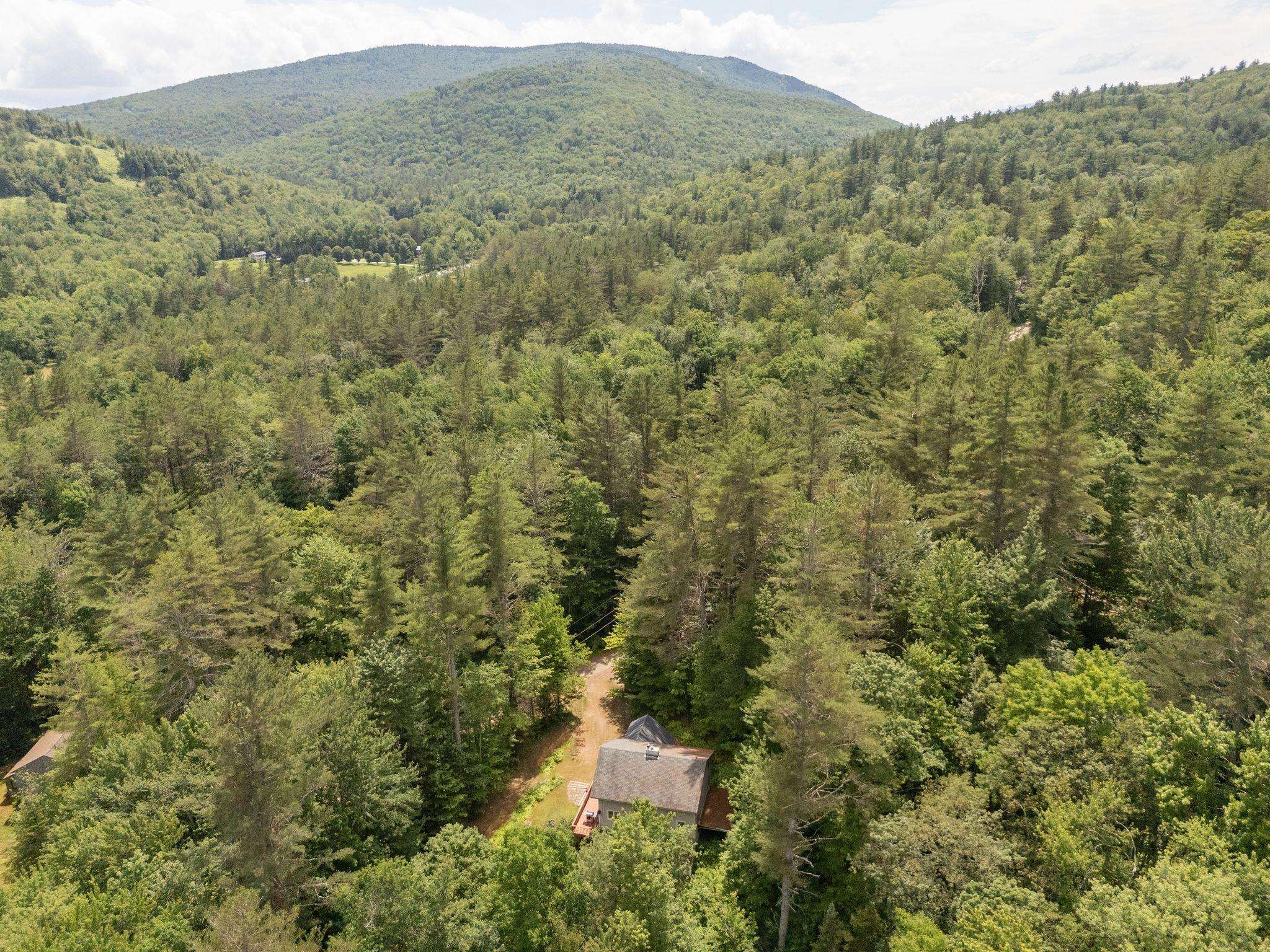 Homes for sale in Londonderry, VT | 196 Powder Mill Rd, Londonderry, VT 05148 | MLS# 5051227