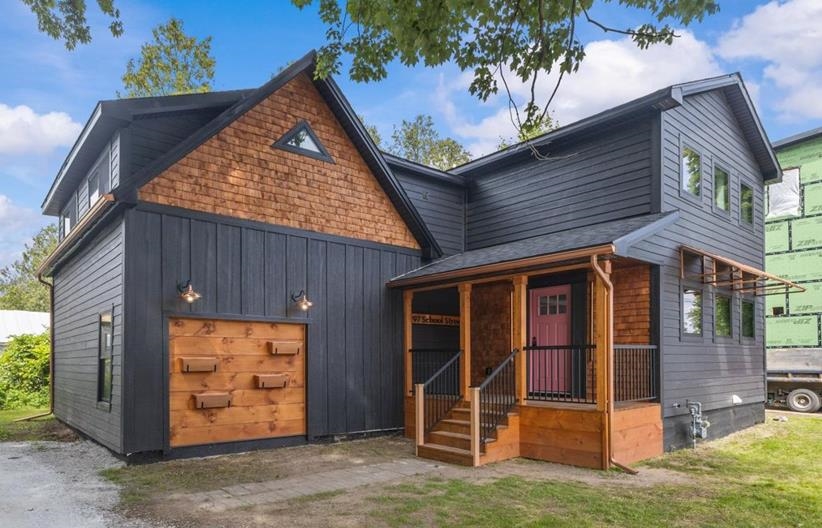 Homes for sale in Enosburg, VT | 97 School St, Enosburg, VT 05450 | MLS# 5051251