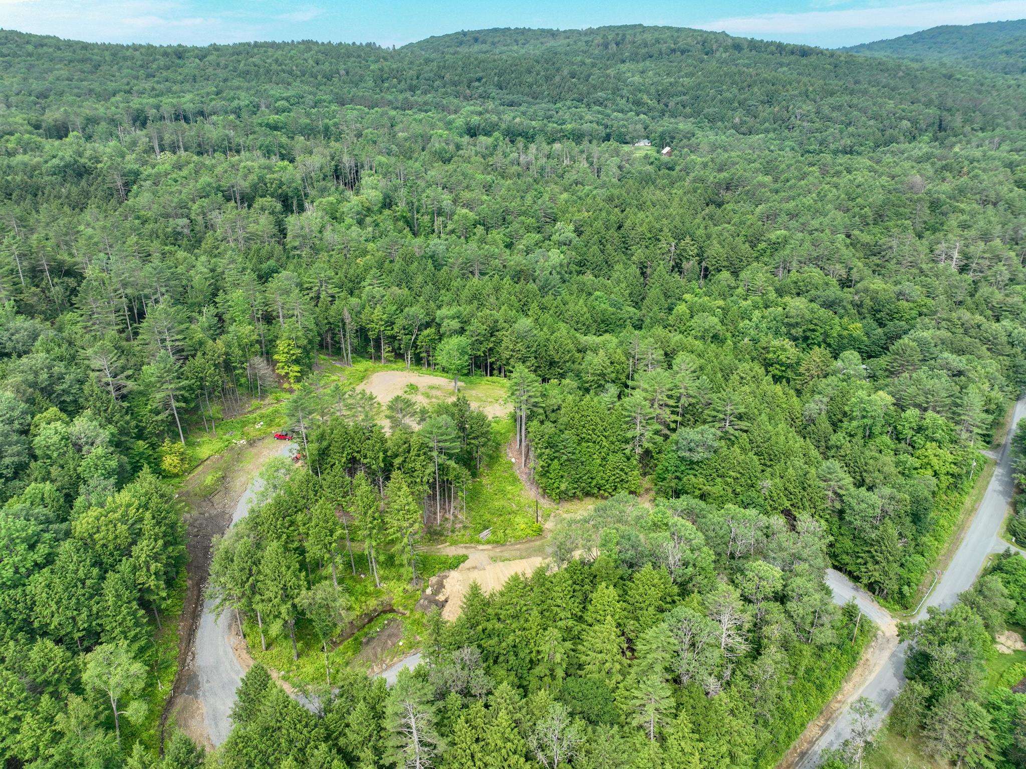 Homes for sale in Thetford, VT | 567 Sawnee Bean Rd, Thetford, VT 05075 | MLS# 5051254