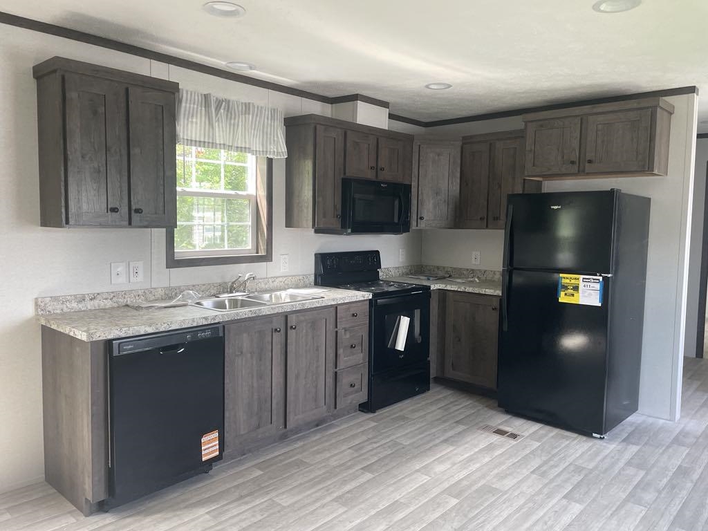 Homes for sale in Berlin, VT | 54 Bennington Dr, Berlin, VT 05602 | MLS# 5051327