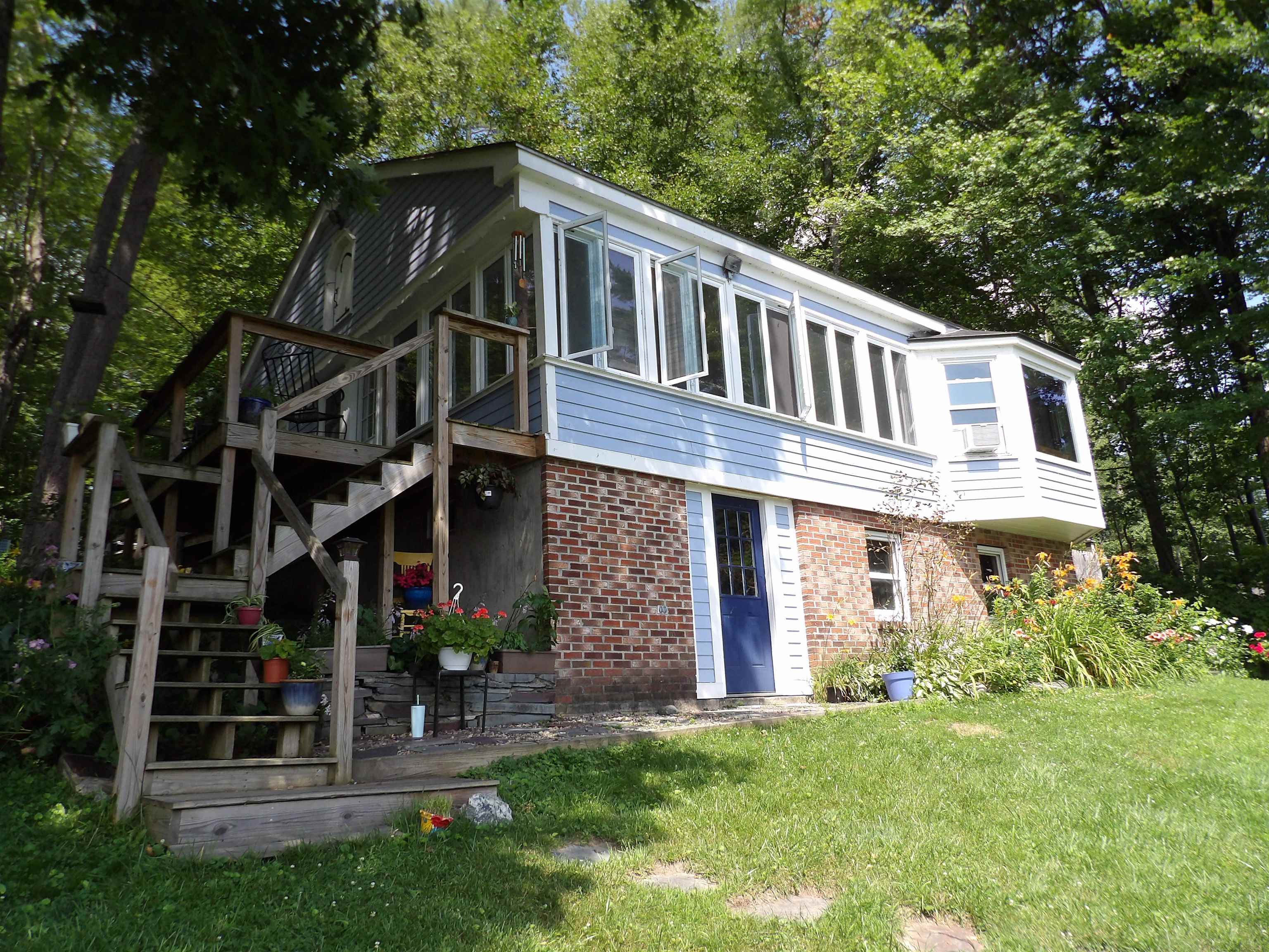 Homes for sale in Castleton, VT | 49 Rockview Rd, Castleton, VT 05735 | MLS# 5051374