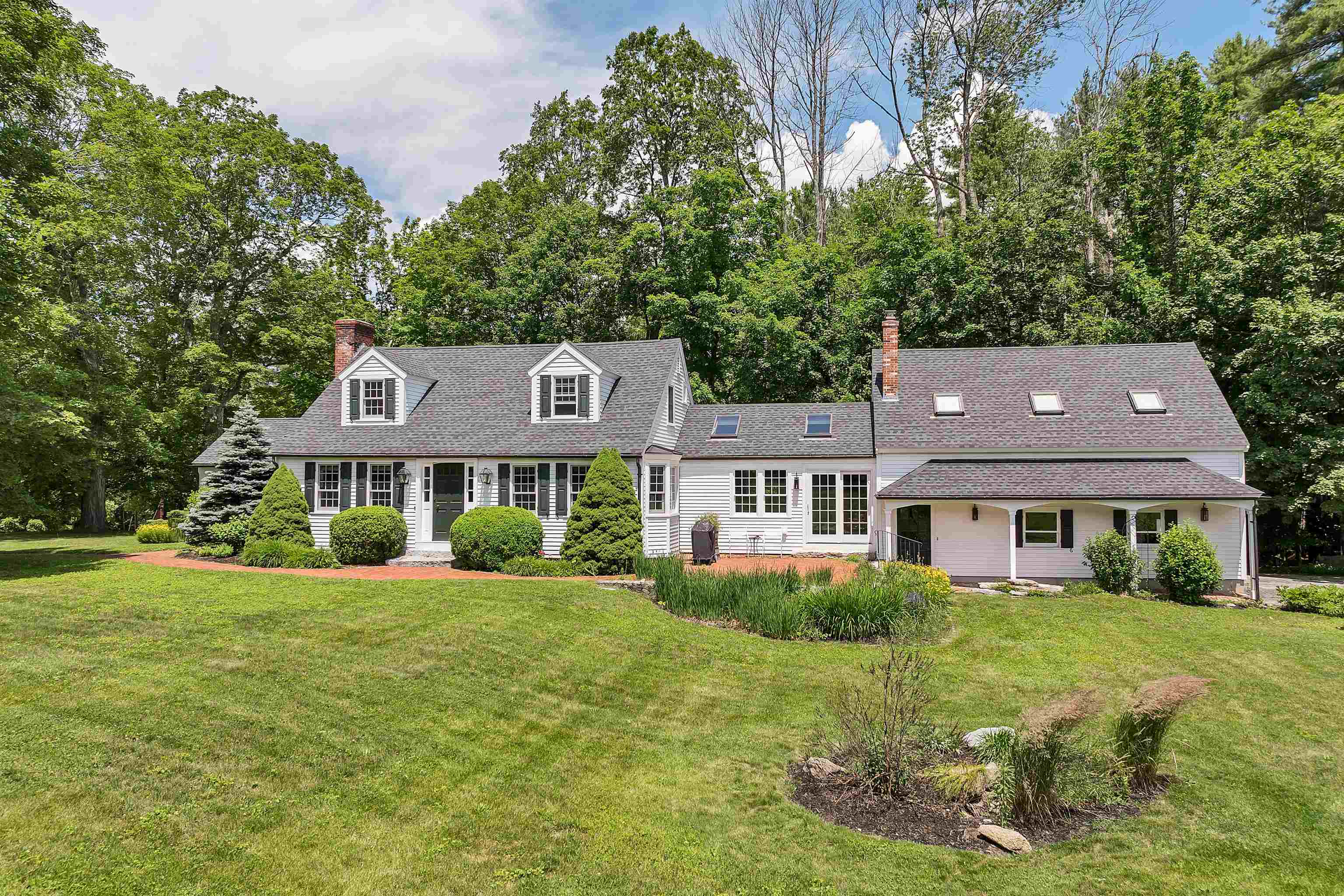 Homes for sale in Wolfeboro, NH | 108 Whitten Neck Rd, Wolfeboro, NH 03894 | MLS# 5051395